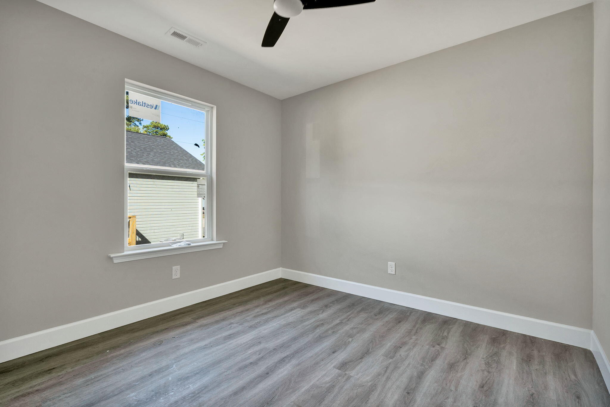 1012 Tunnel Boulevard Property Photo 10