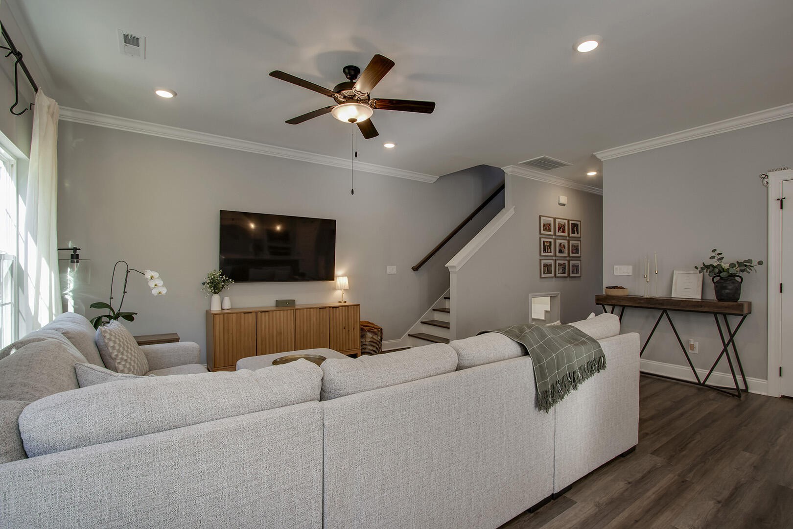 1628 Spring Berry Lane Property Photo 8
