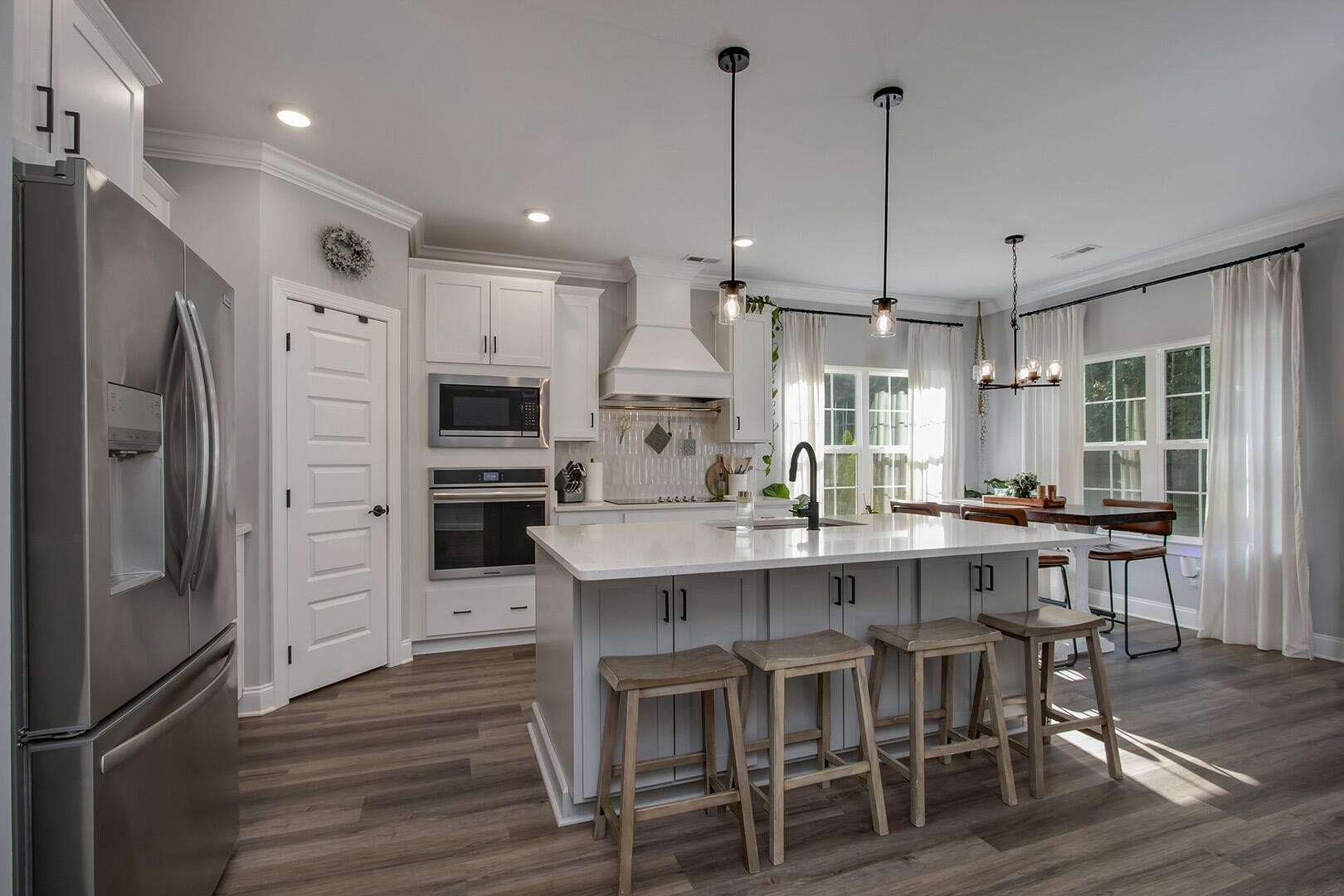 1628 Spring Berry Lane Property Photo 11