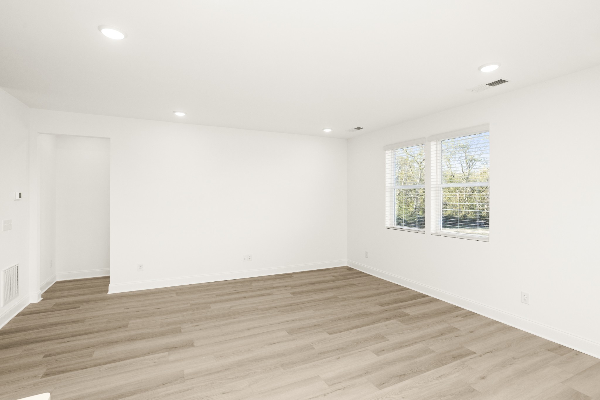 1562 Oak Springs Drive Property Photo 23