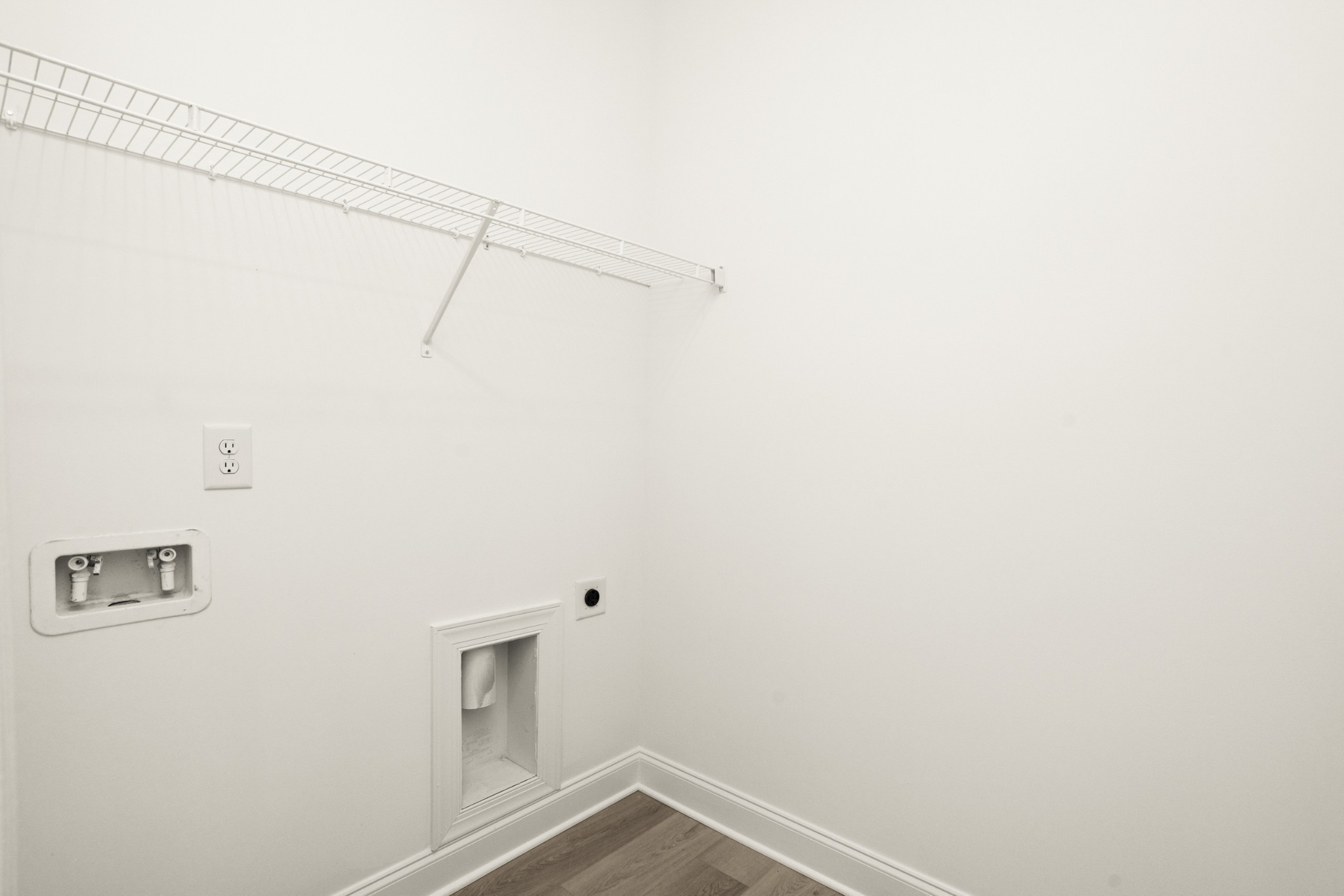 1562 Oak Springs Drive Property Photo 46