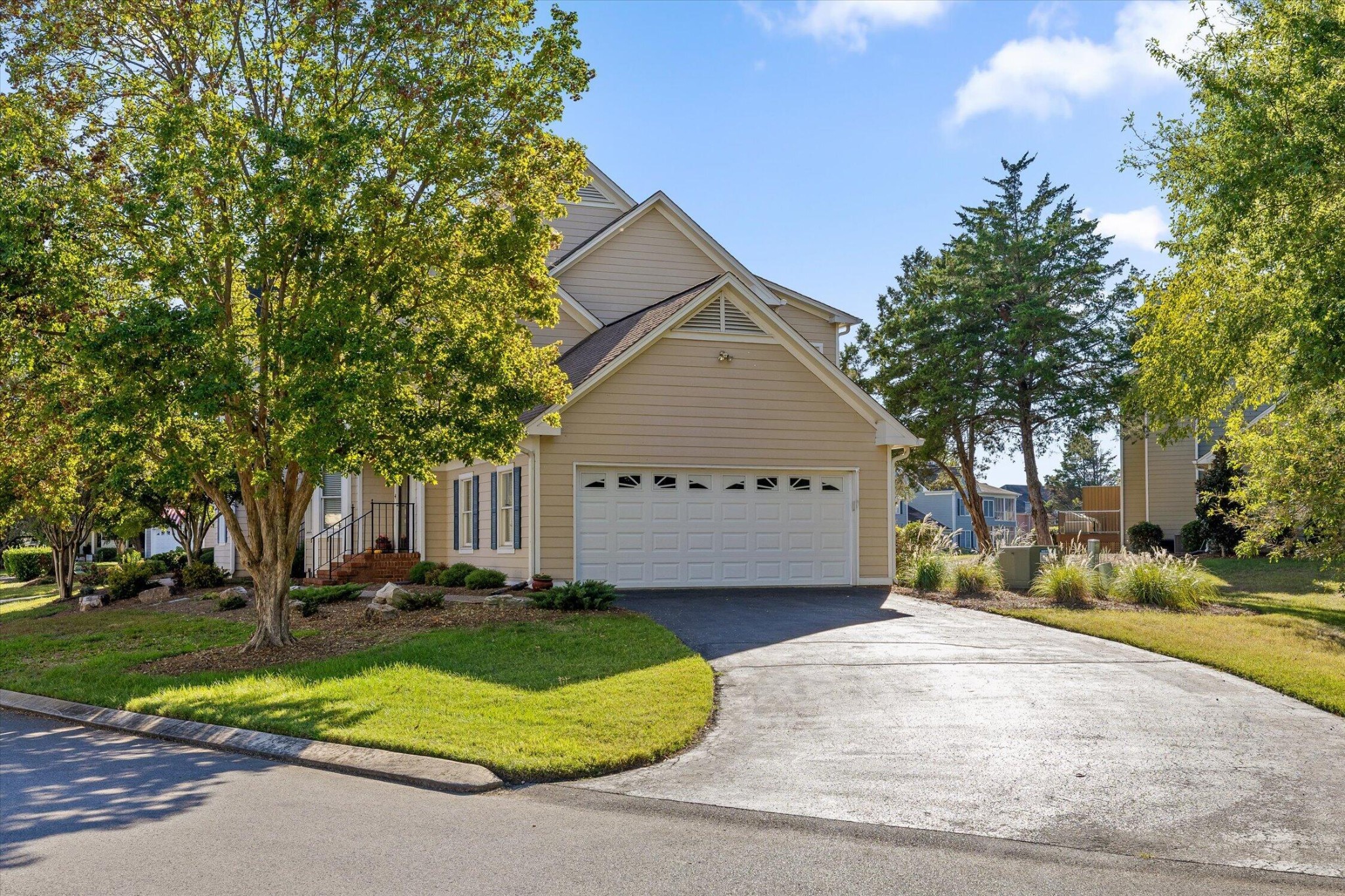 1220 Bridgewater Lane Property Photo 44