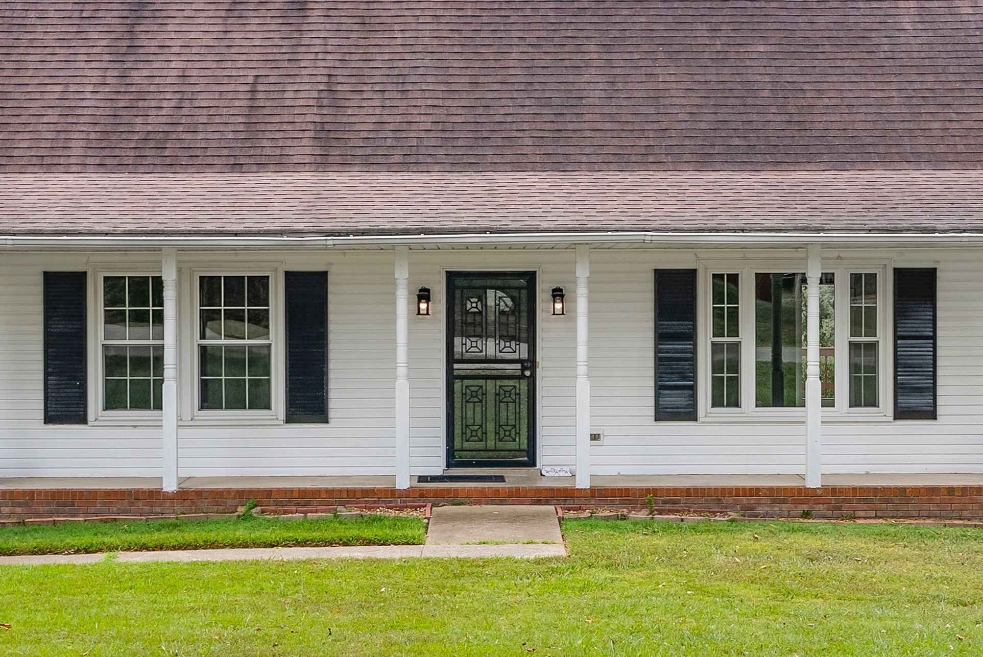 718 Jace Dr Property Photo 3