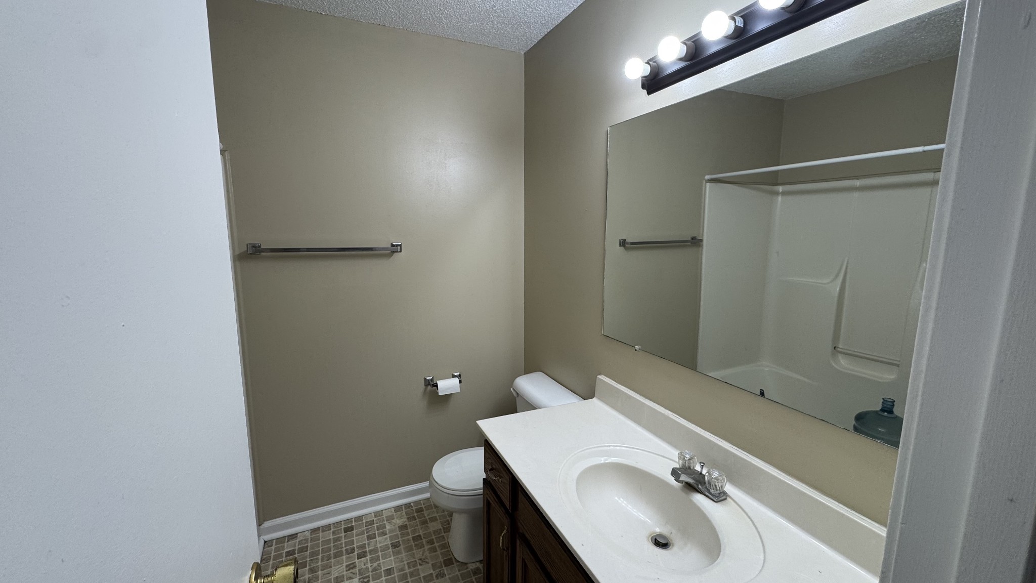 123 Ballygar St Property Photo 6