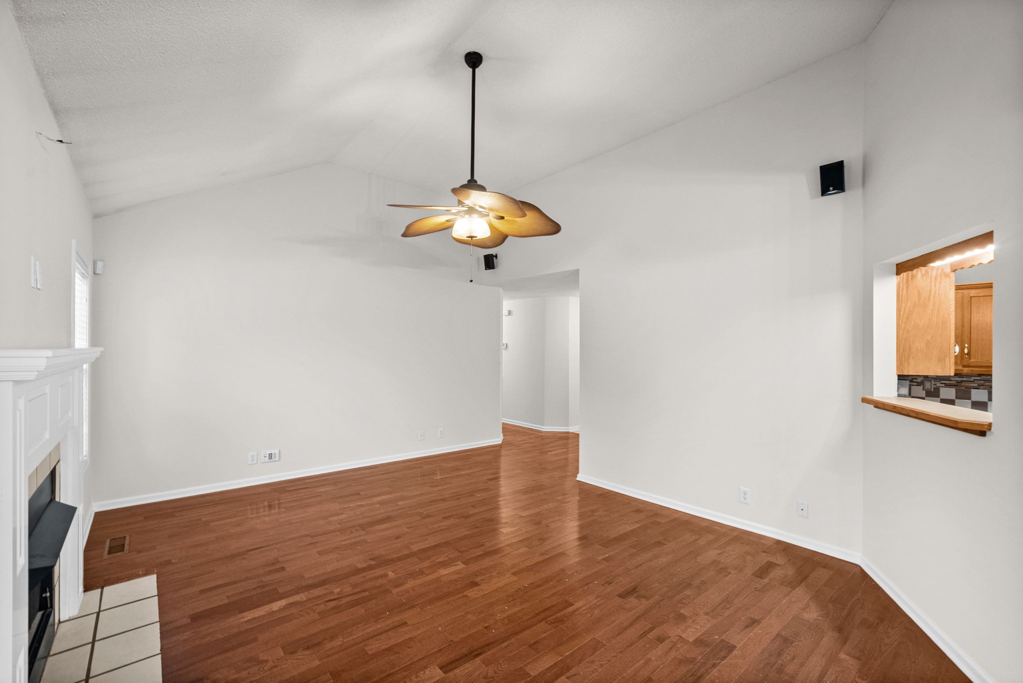3387 Poplar Hl Property Photo 7