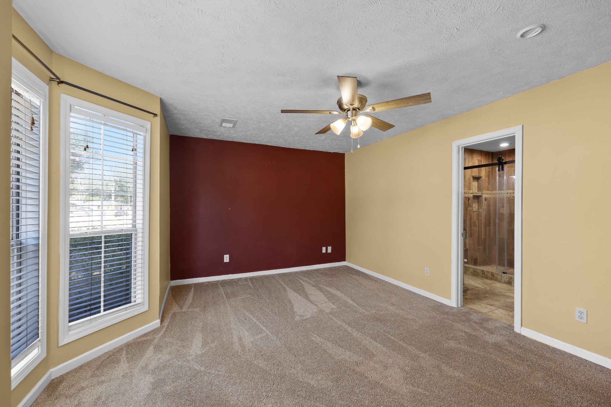 40 Glenhurst Dr Property Photo 12
