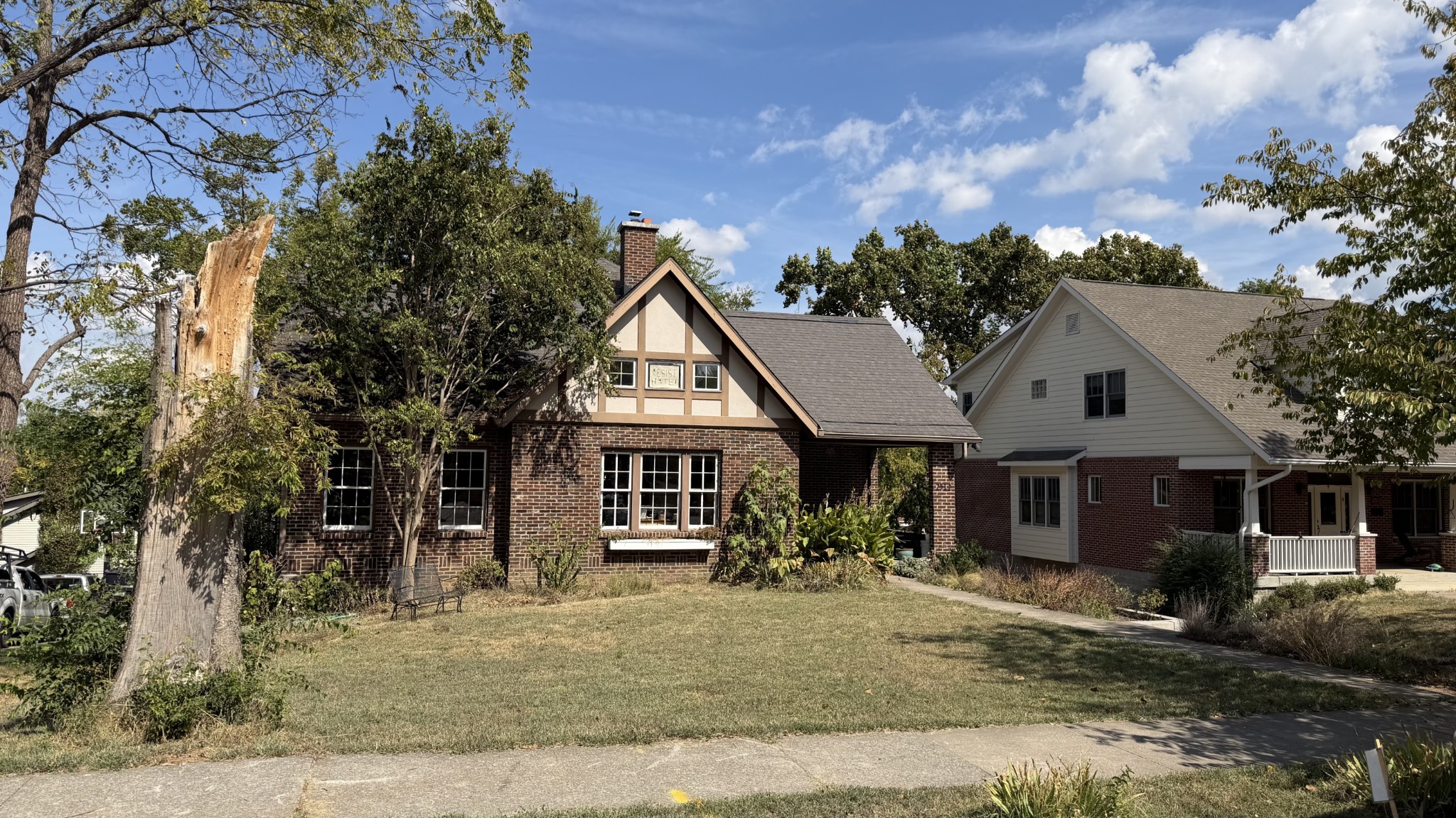 2512 Barton Ave Property Photo 1