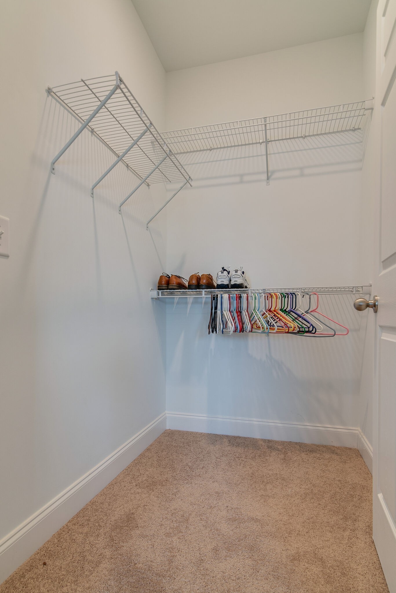 730 Canter Ln Property Photo 18