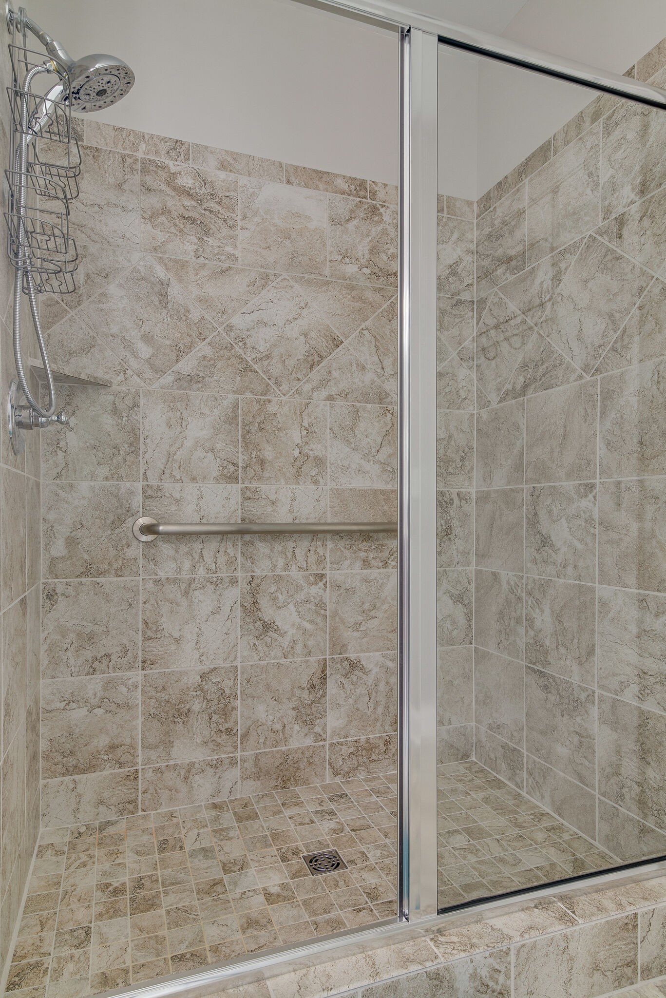 730 Canter Ln Property Photo 22