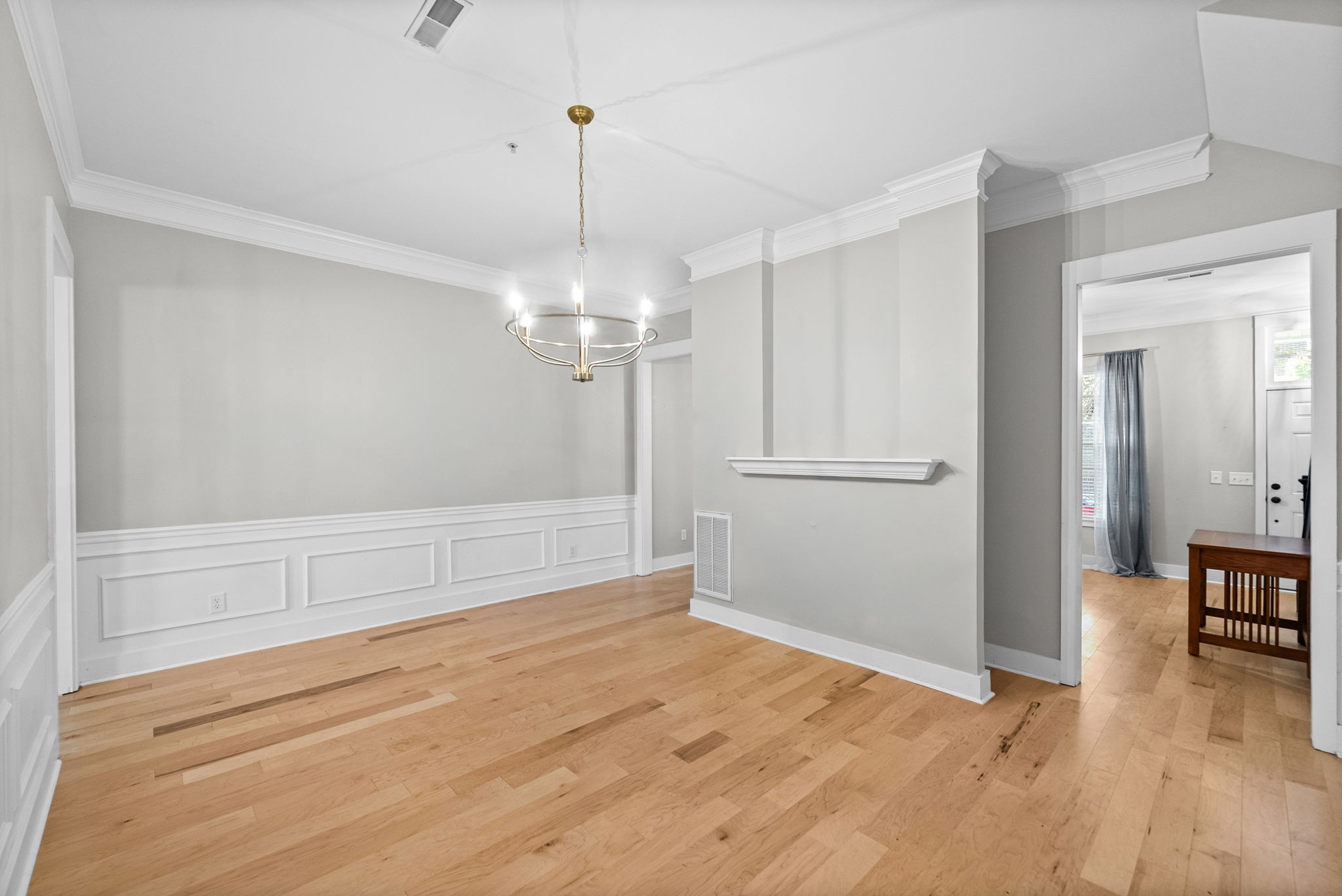 185 Augusta Ave Property Photo 10