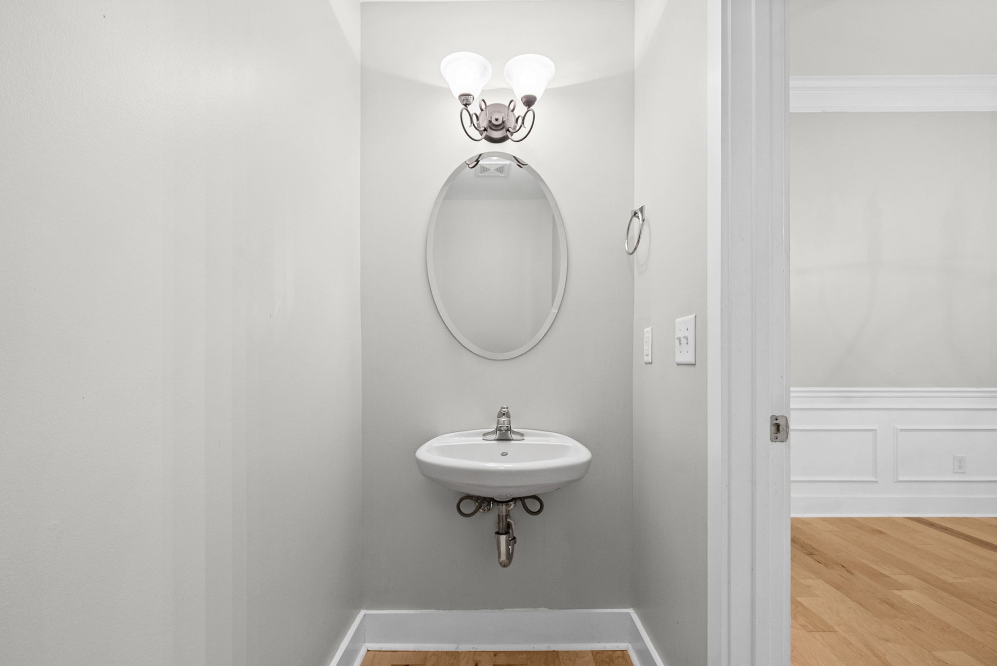 185 Augusta Ave Property Photo 12