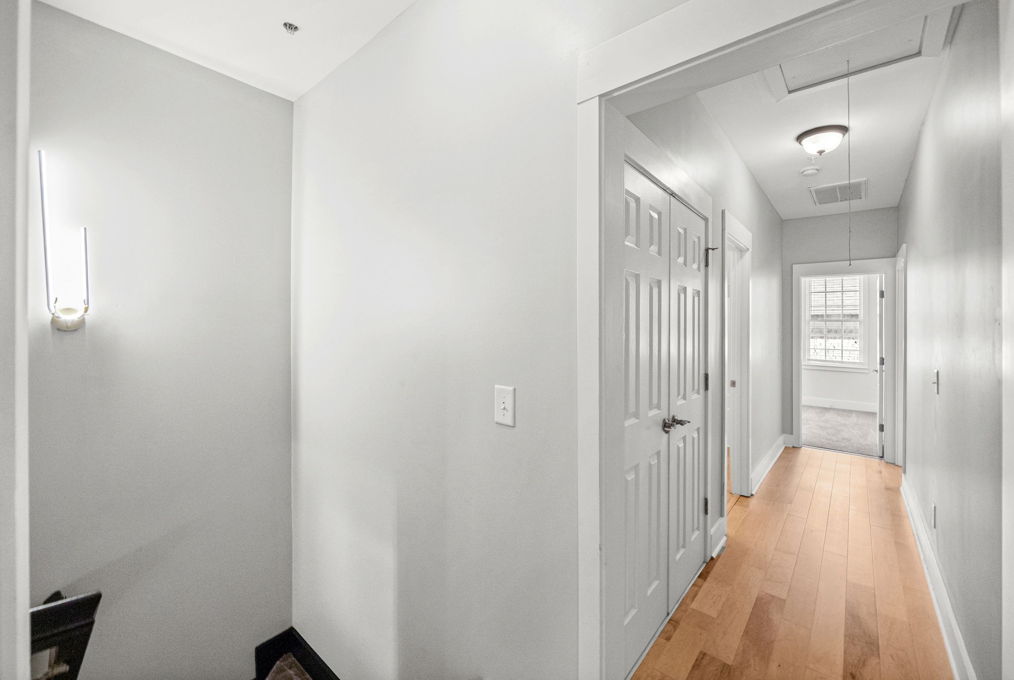 185 Augusta Ave Property Photo 18