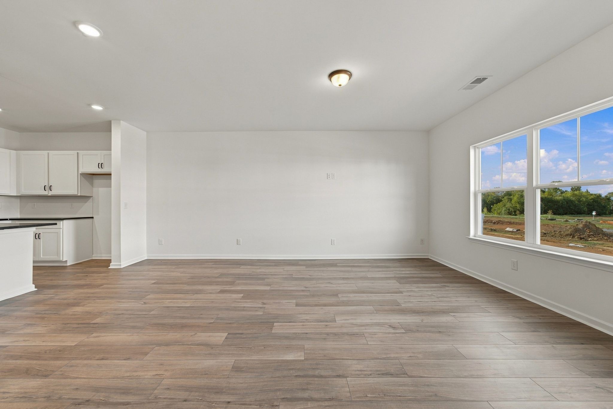 211 Martindale Lane Property Photo 3