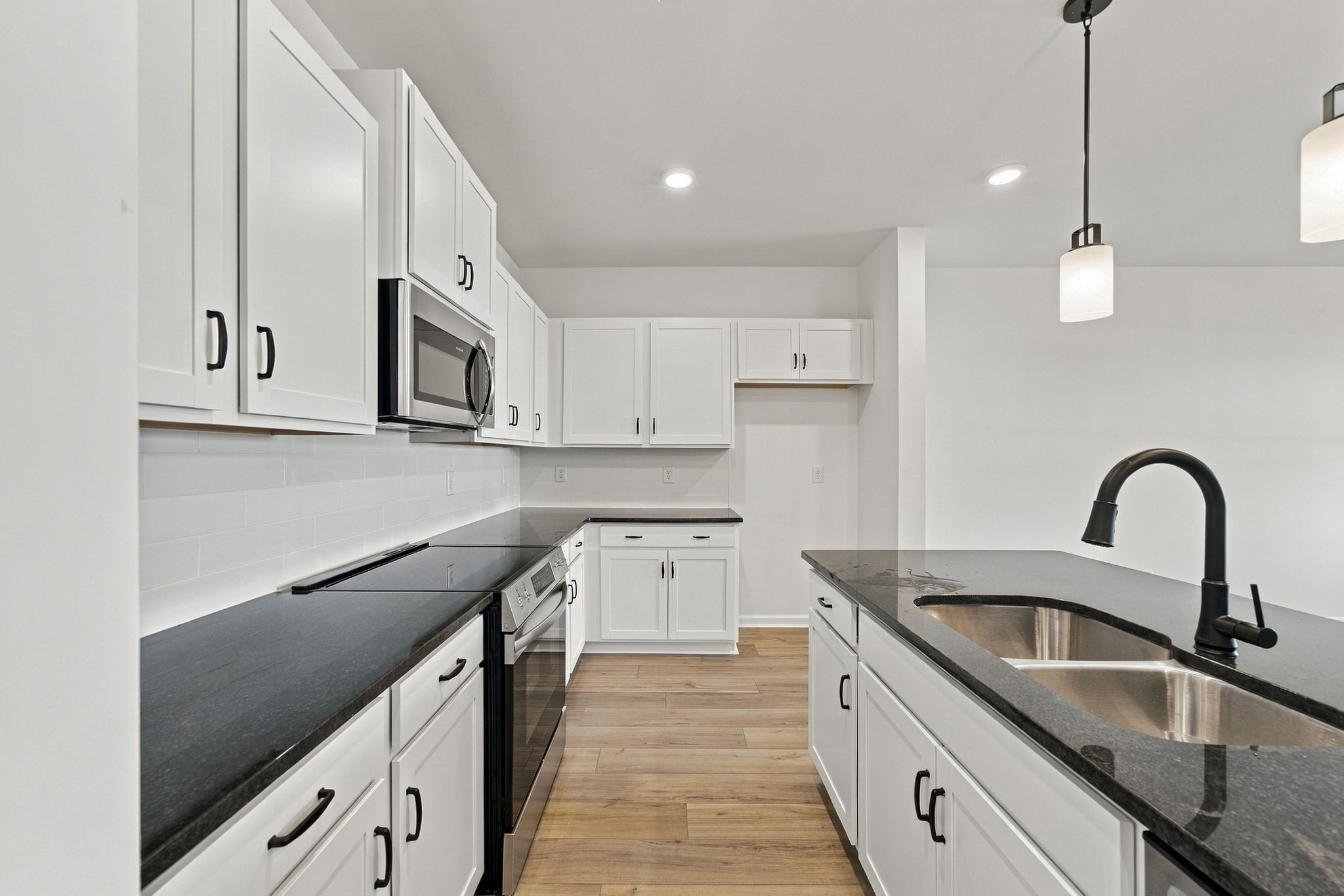 211 Martindale Lane Property Photo 7