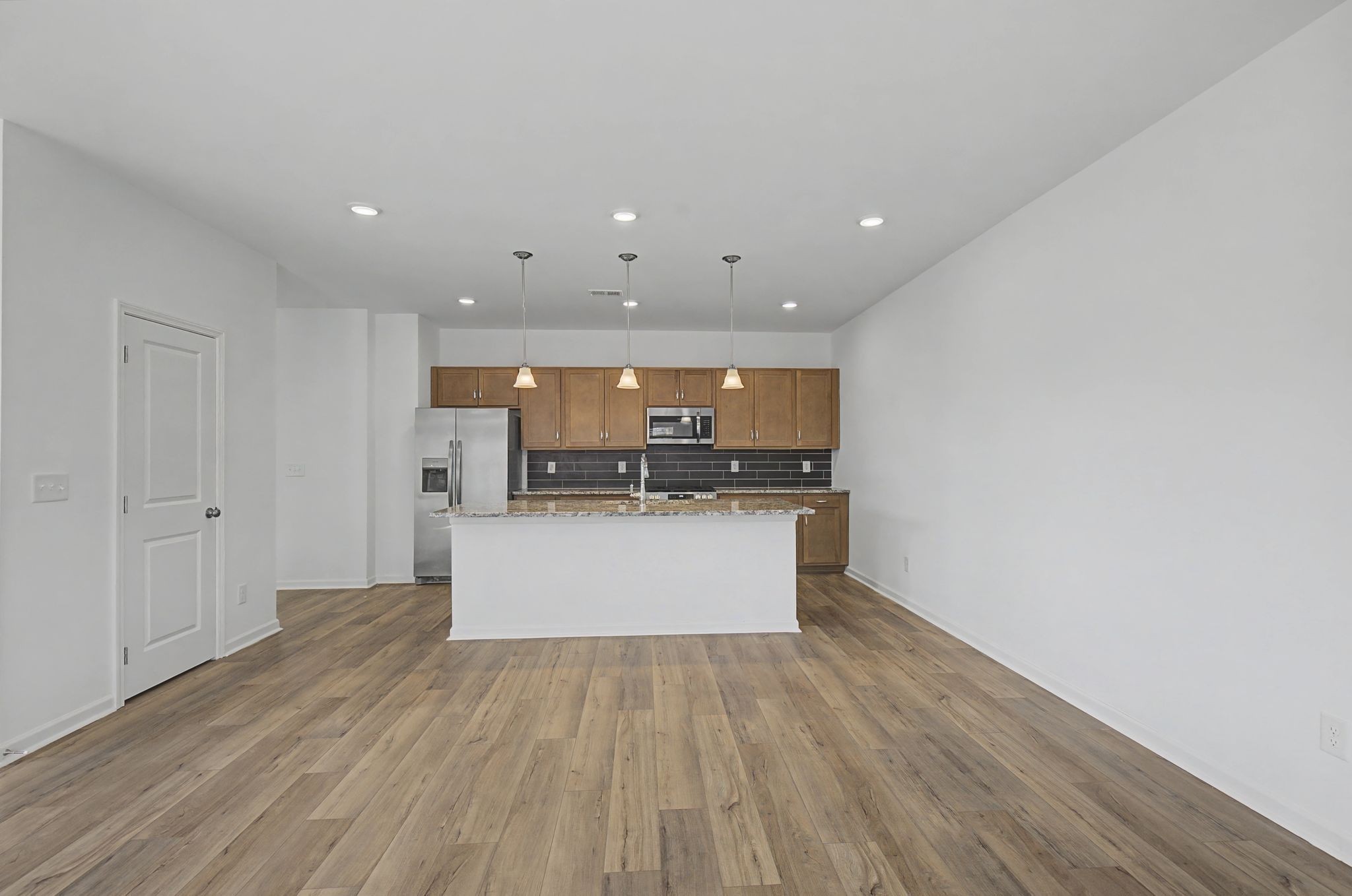 1353 English Oak Drive Property Photo 9