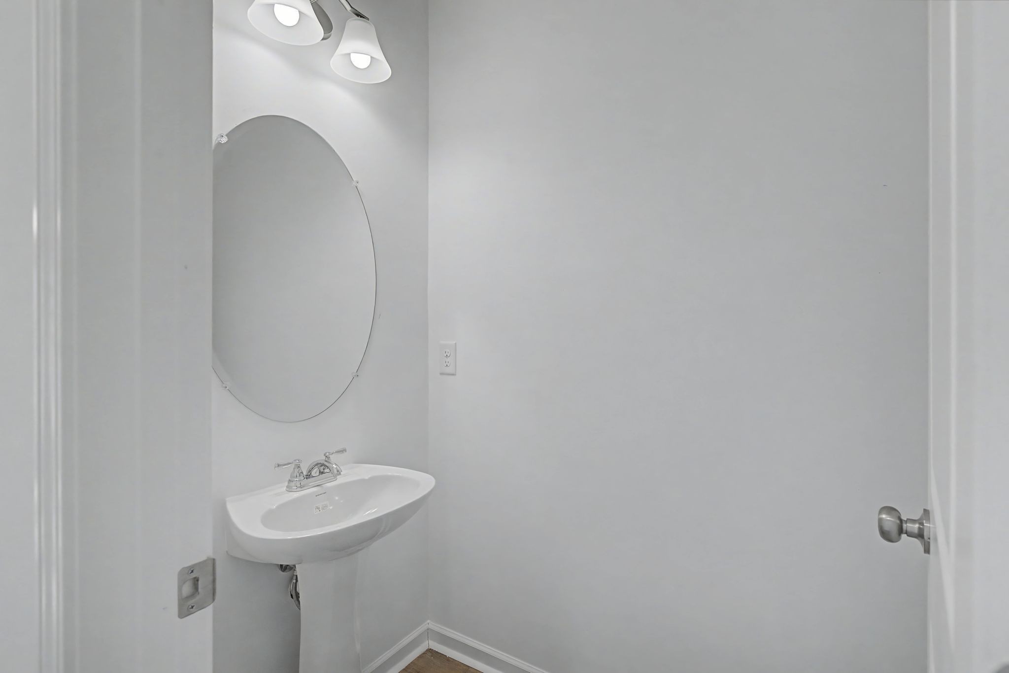 1353 English Oak Drive Property Photo 13