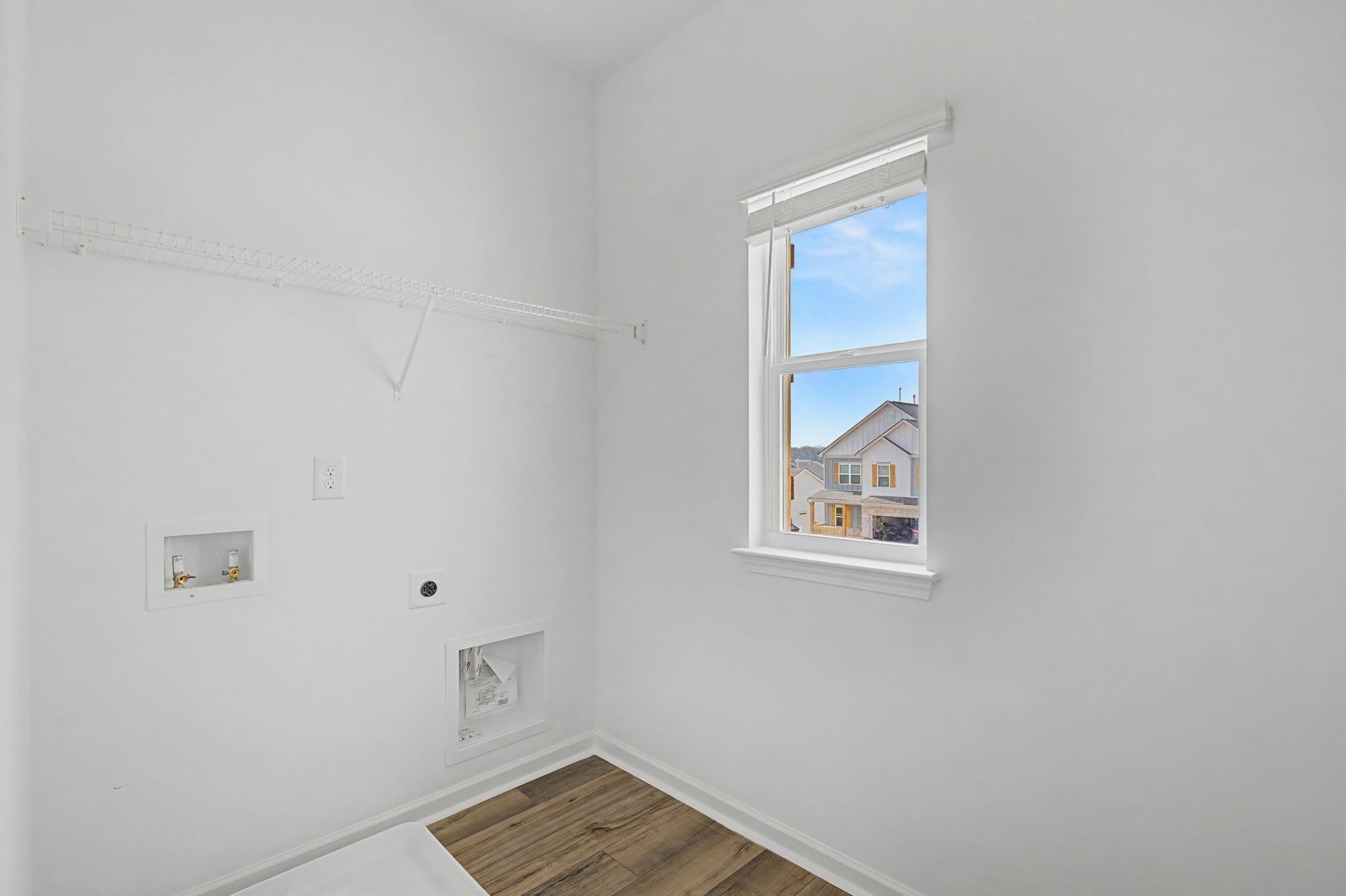 1353 English Oak Drive Property Photo 16