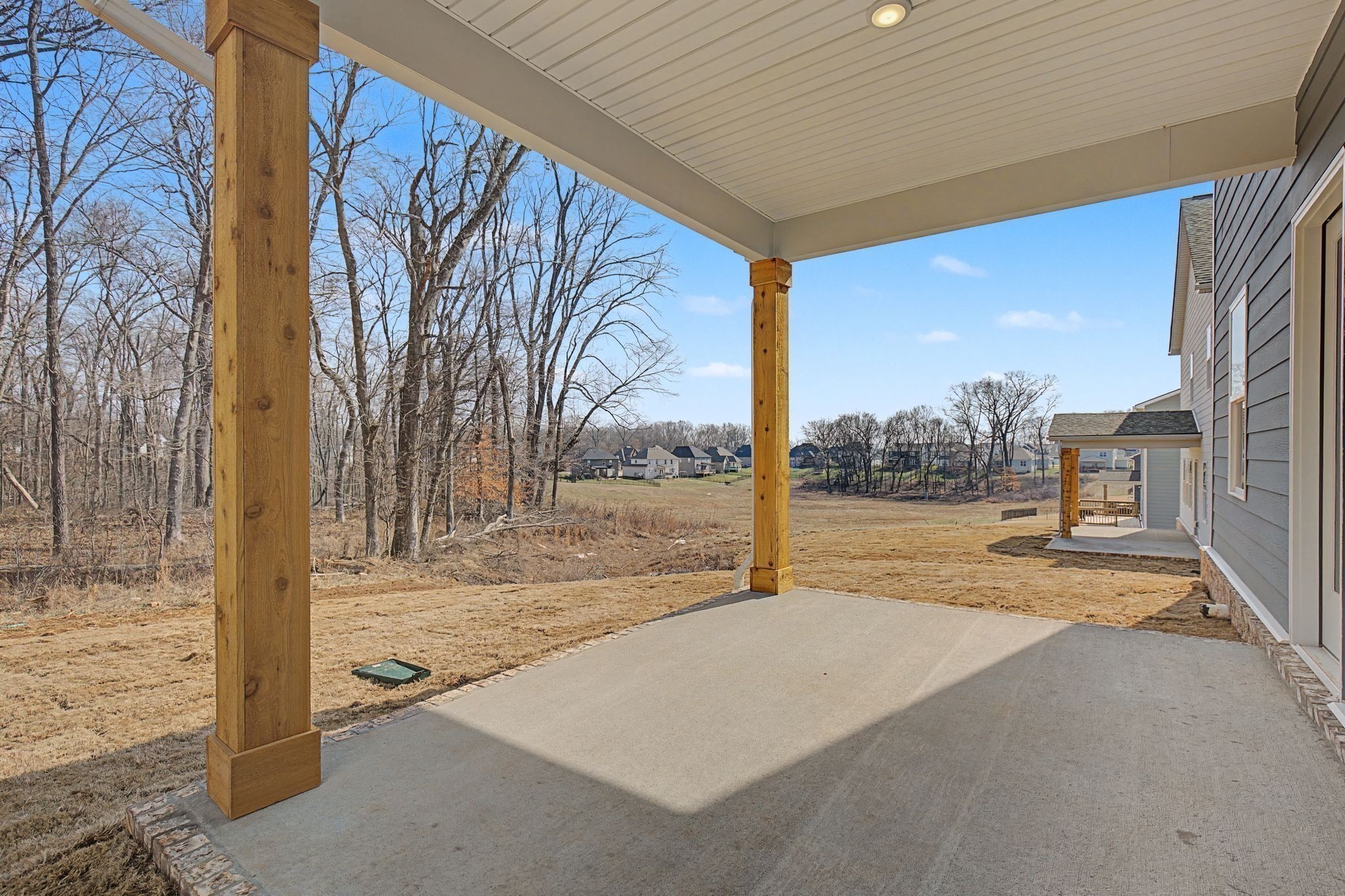 1353 English Oak Drive Property Photo 28