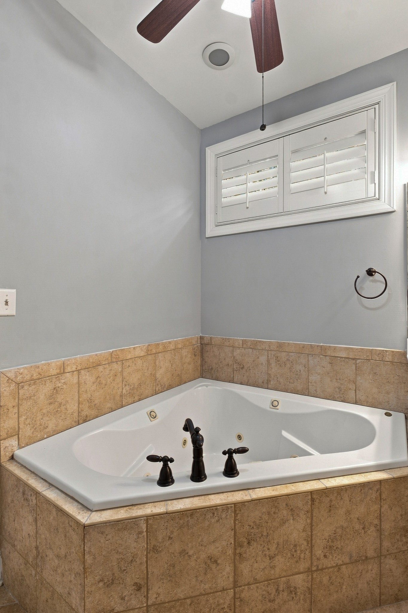 1325 Barkleigh Ln Property Photo 25