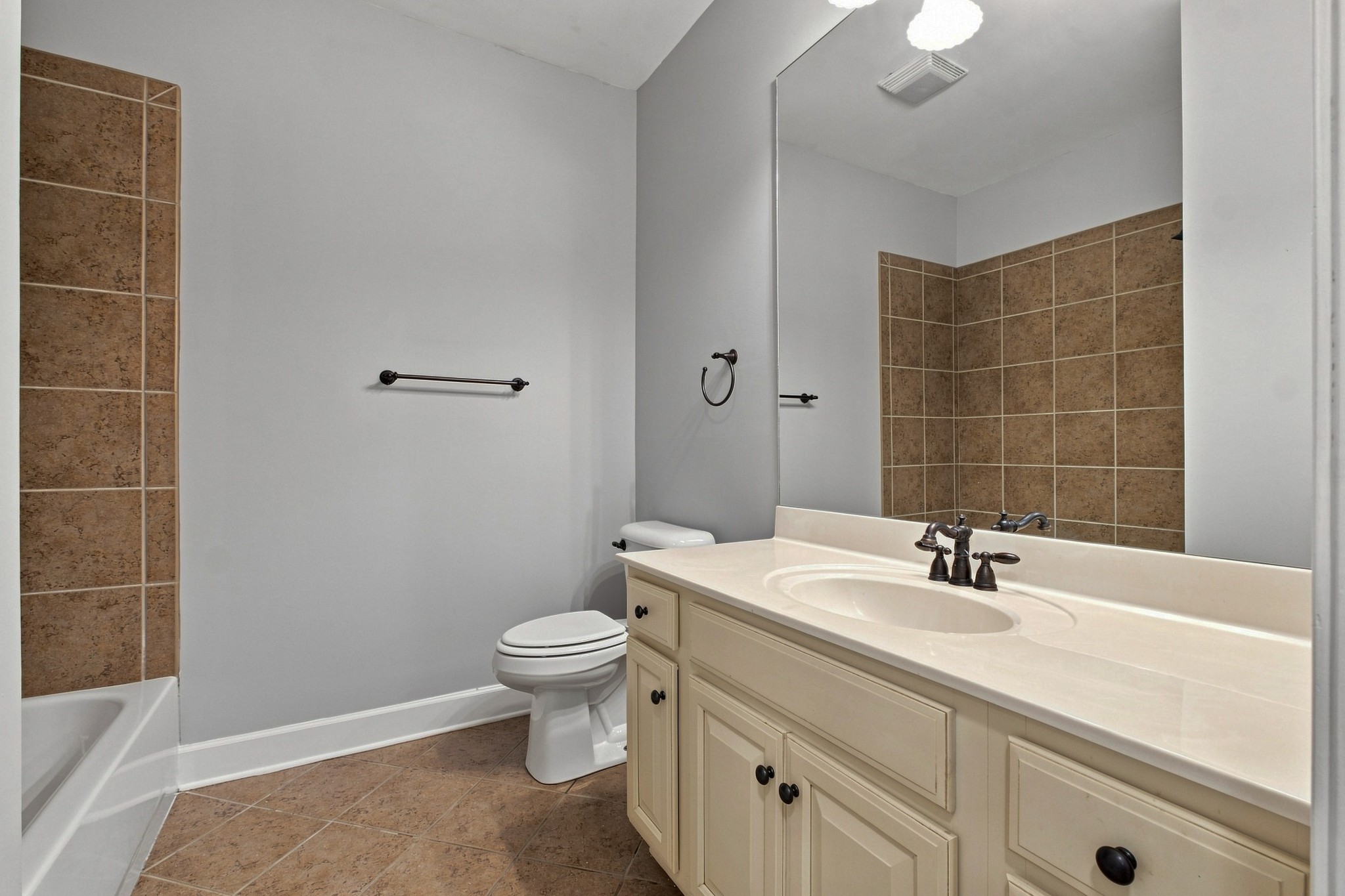 1325 Barkleigh Ln Property Photo 29