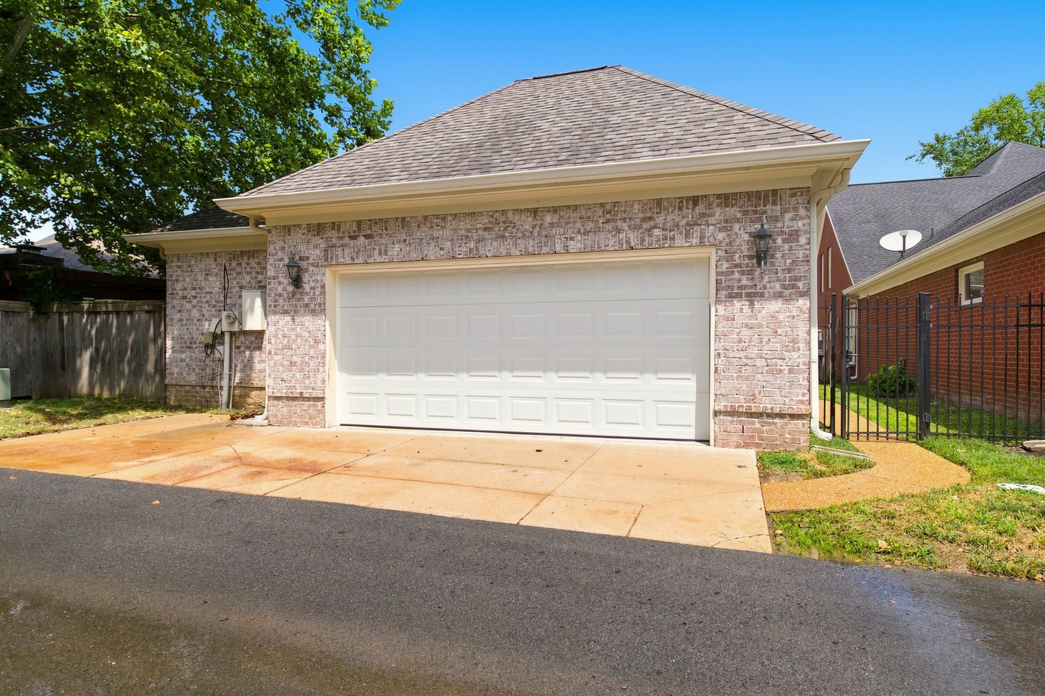 1325 Barkleigh Ln Property Photo 40