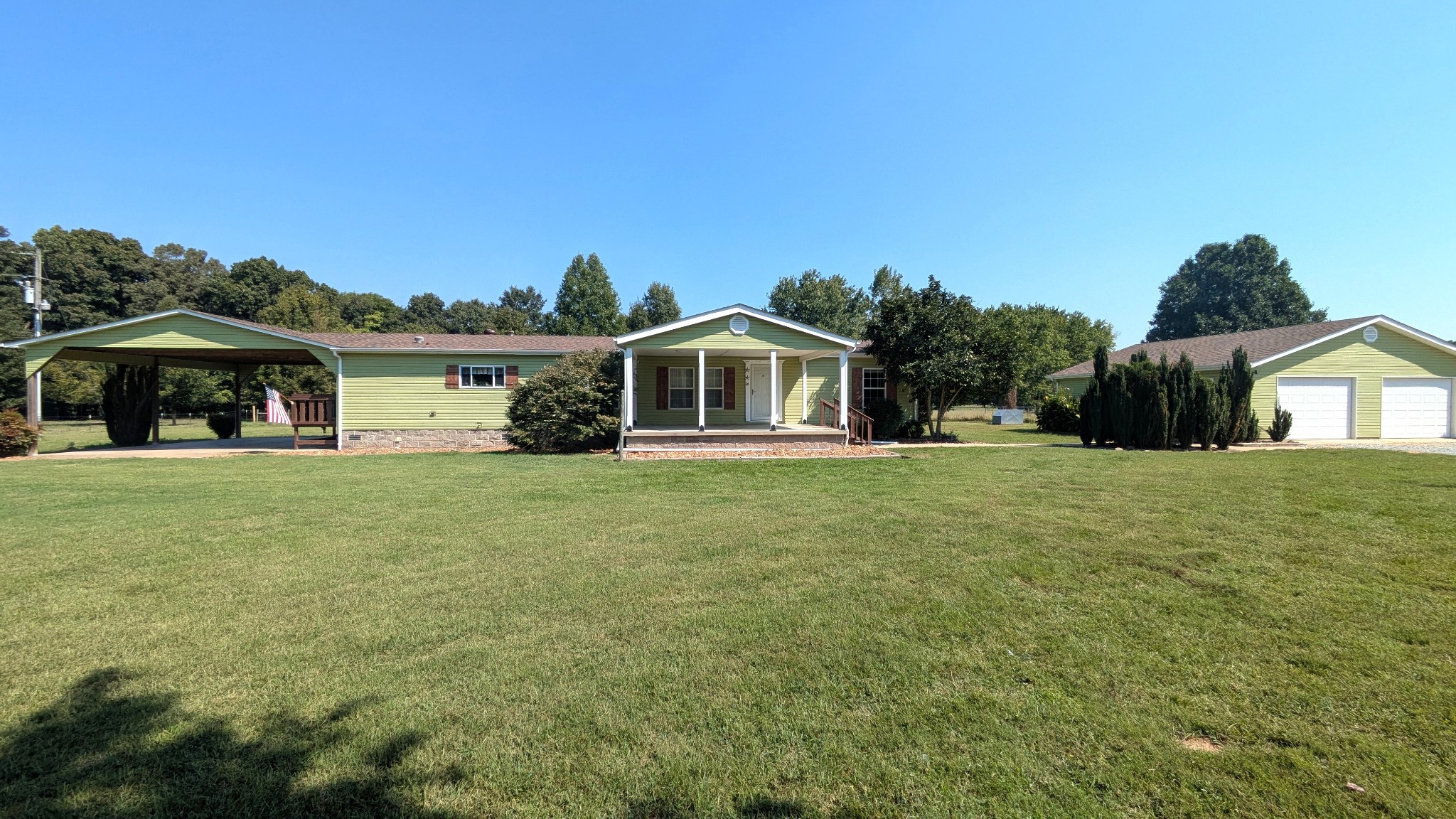 759 Brown Rd Property Photo 1