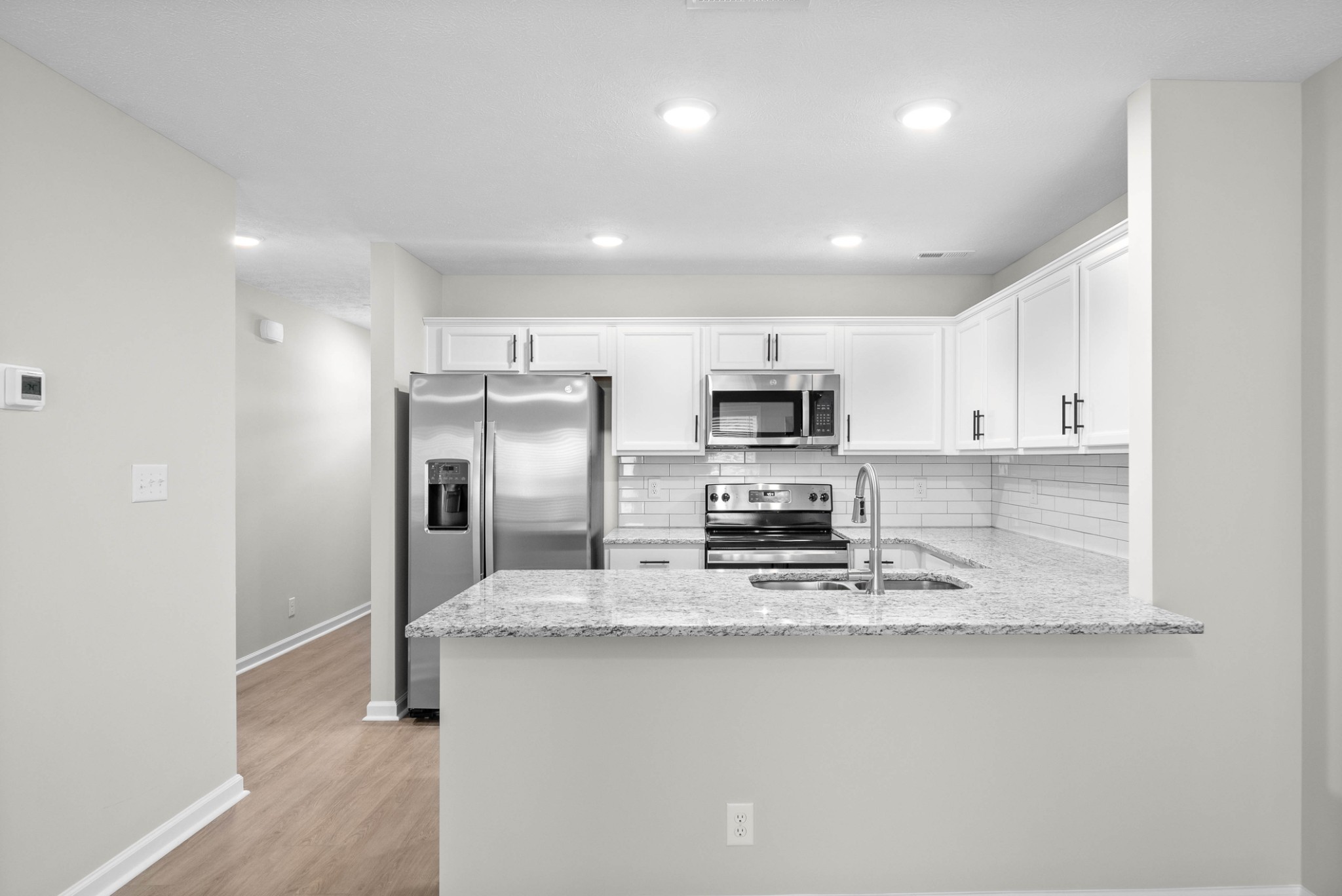 305 Longshadow Trl Property Photo 4