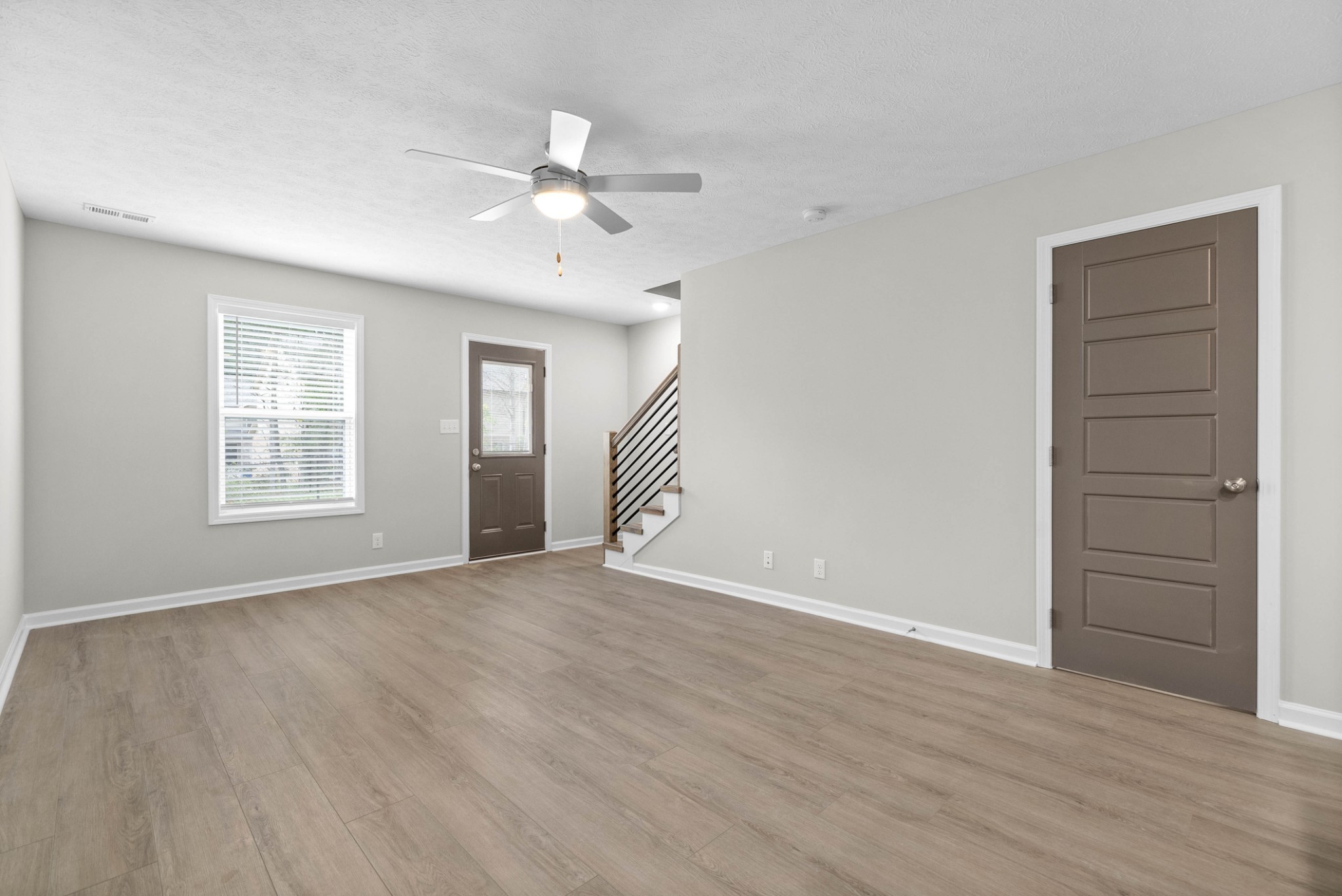 305 Longshadow Trl Property Photo 8