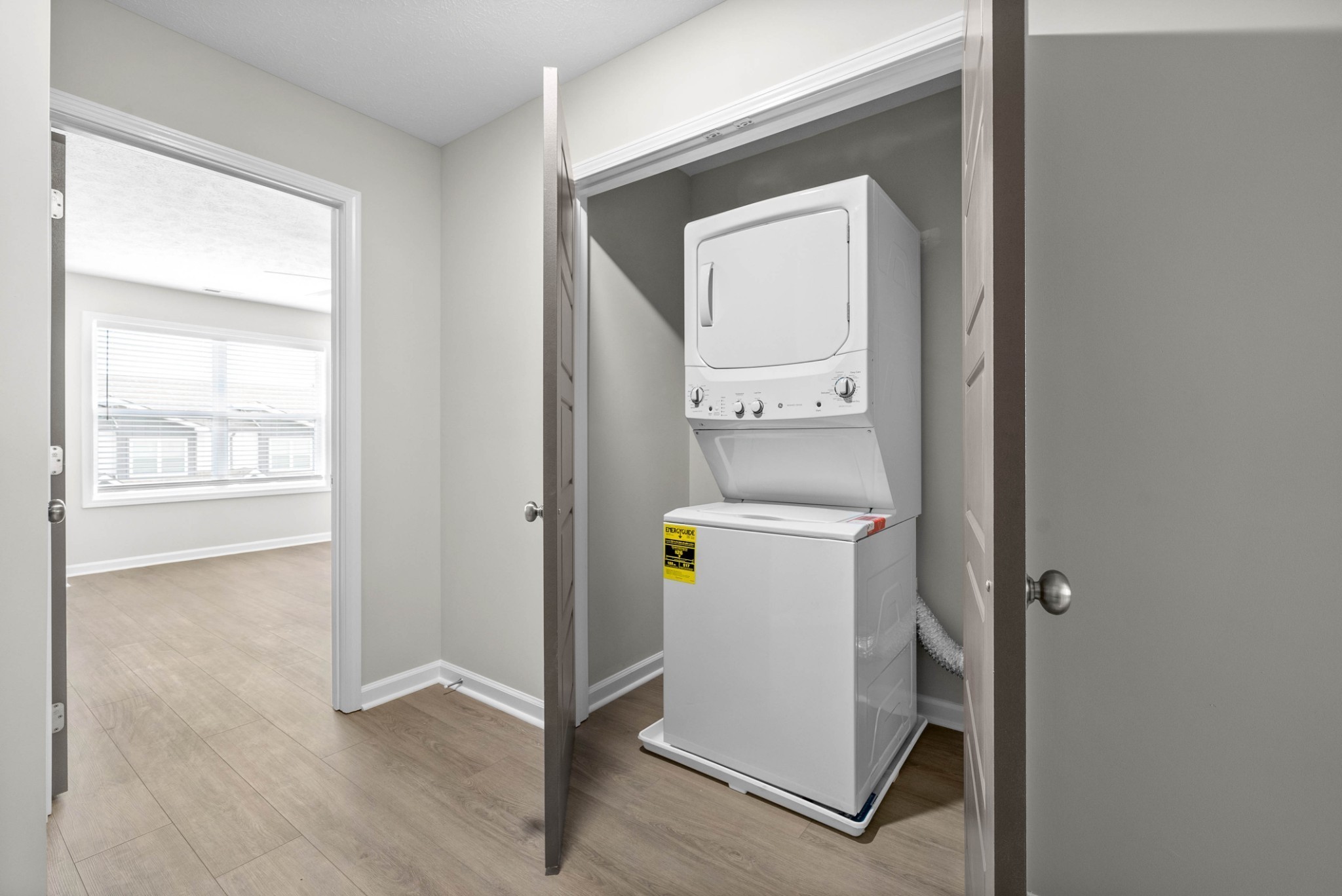 305 Longshadow Trl Property Photo 10