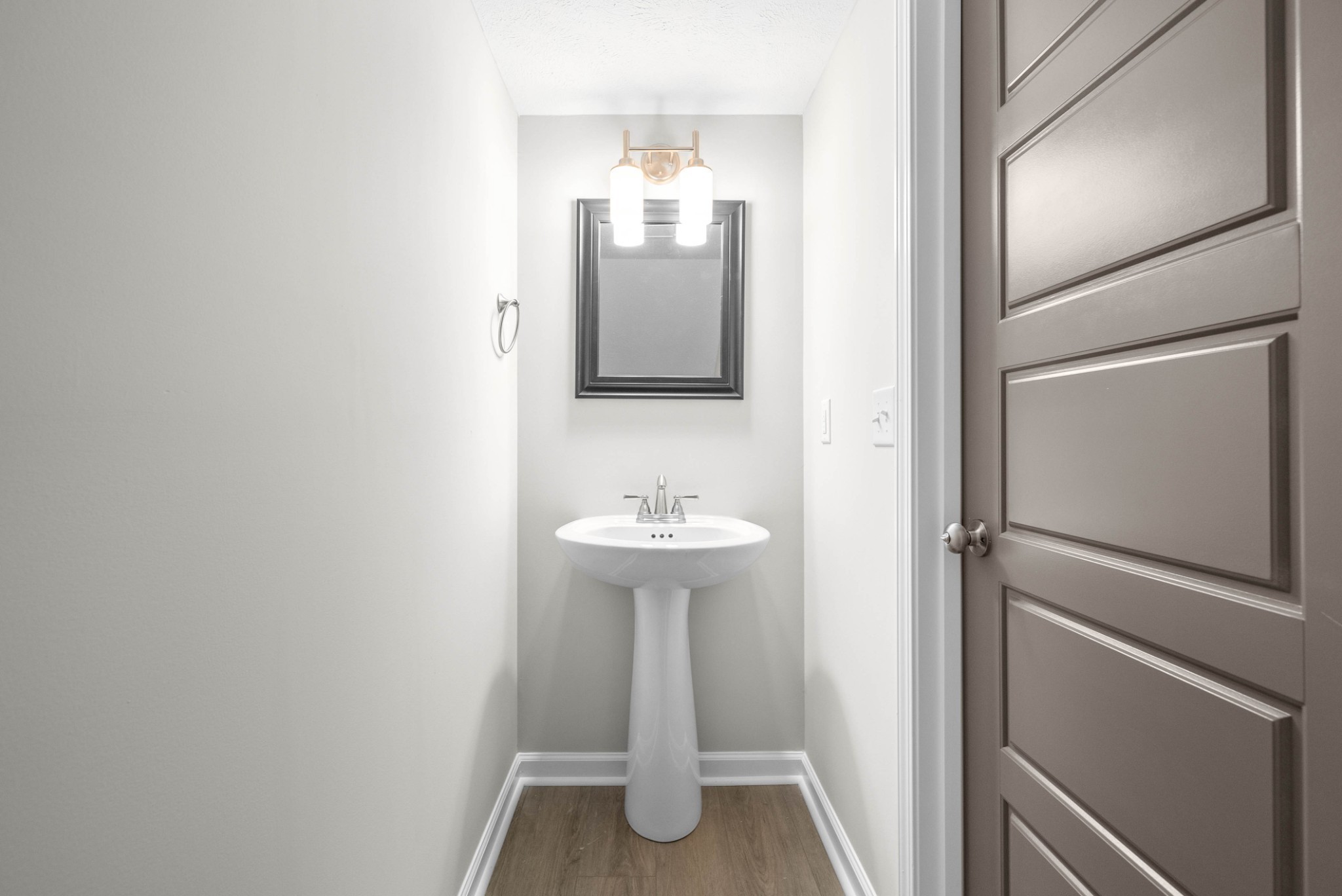 305 Longshadow Trl Property Photo 13