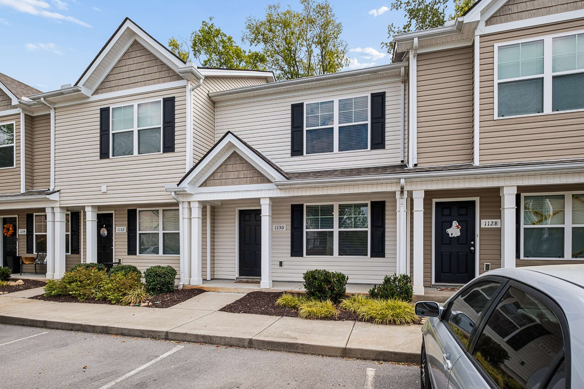 1130 Tradition Trl Property Photo 4
