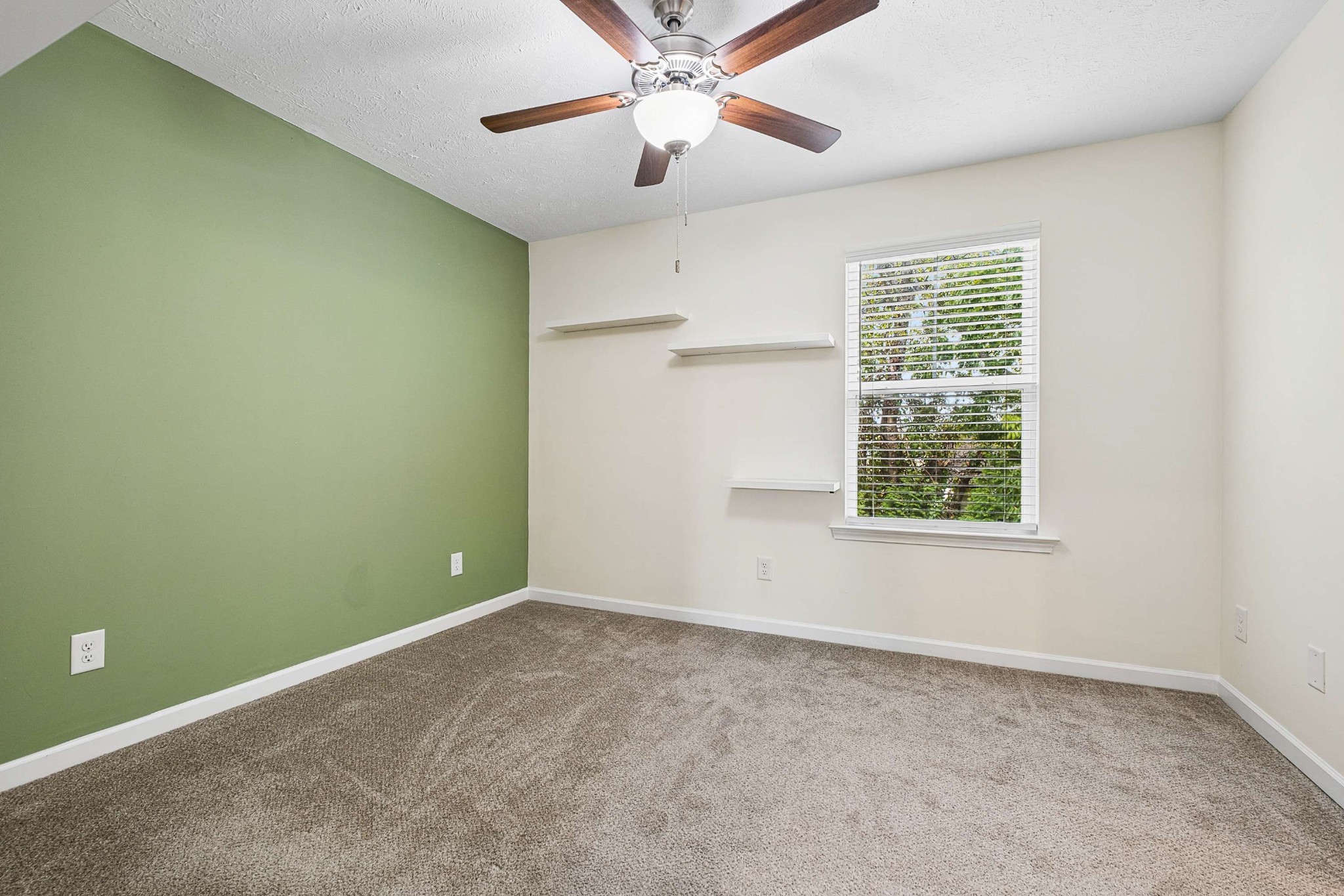 1130 Tradition Trl Property Photo 26