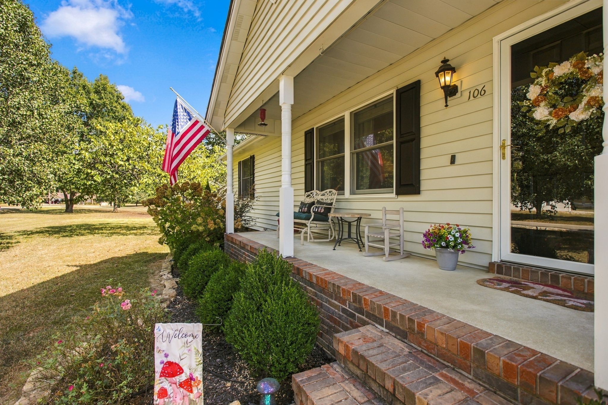 106 Fieldstone Dr Property Photo 8