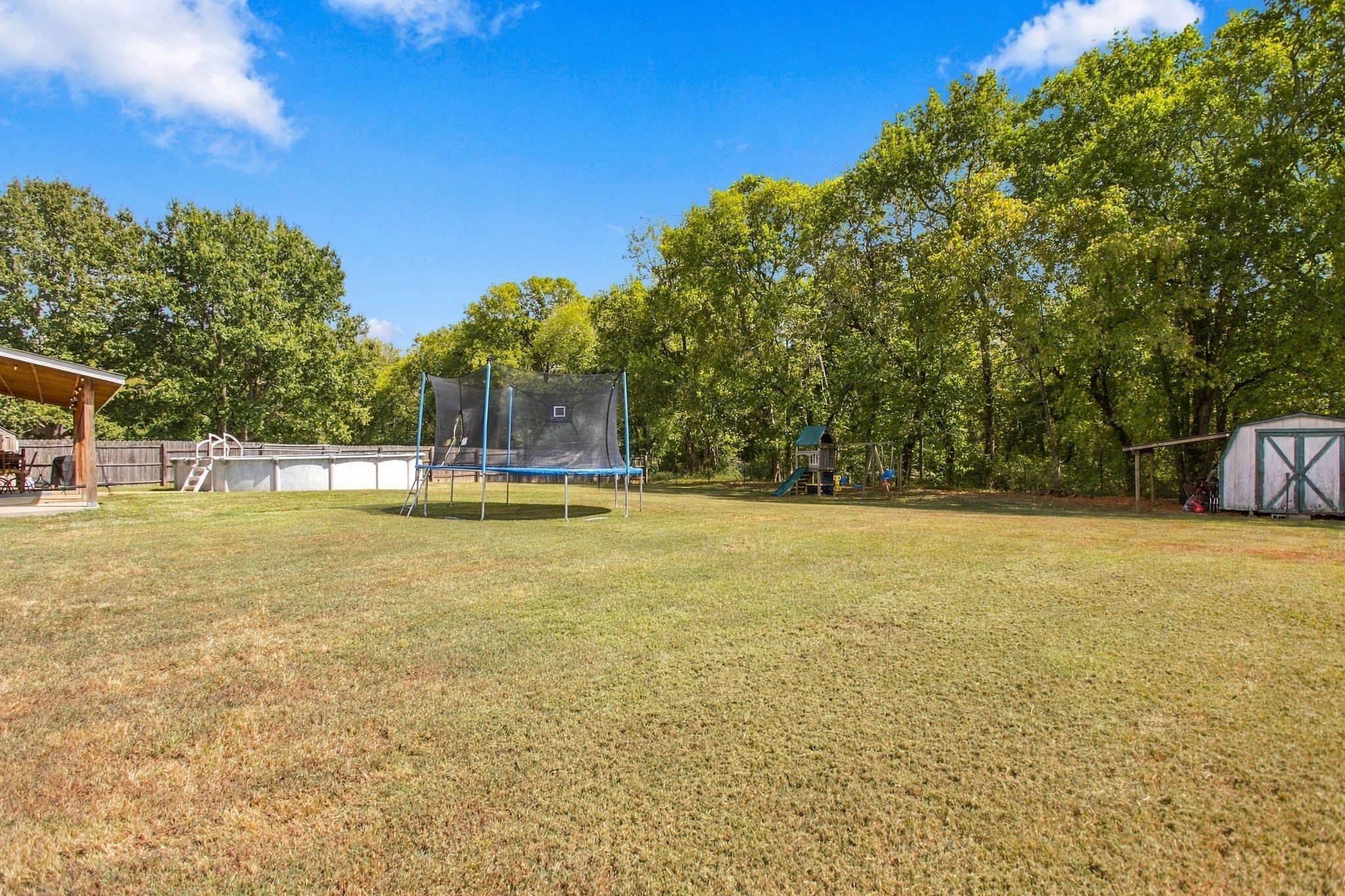 106 Fieldstone Dr Property Photo 38