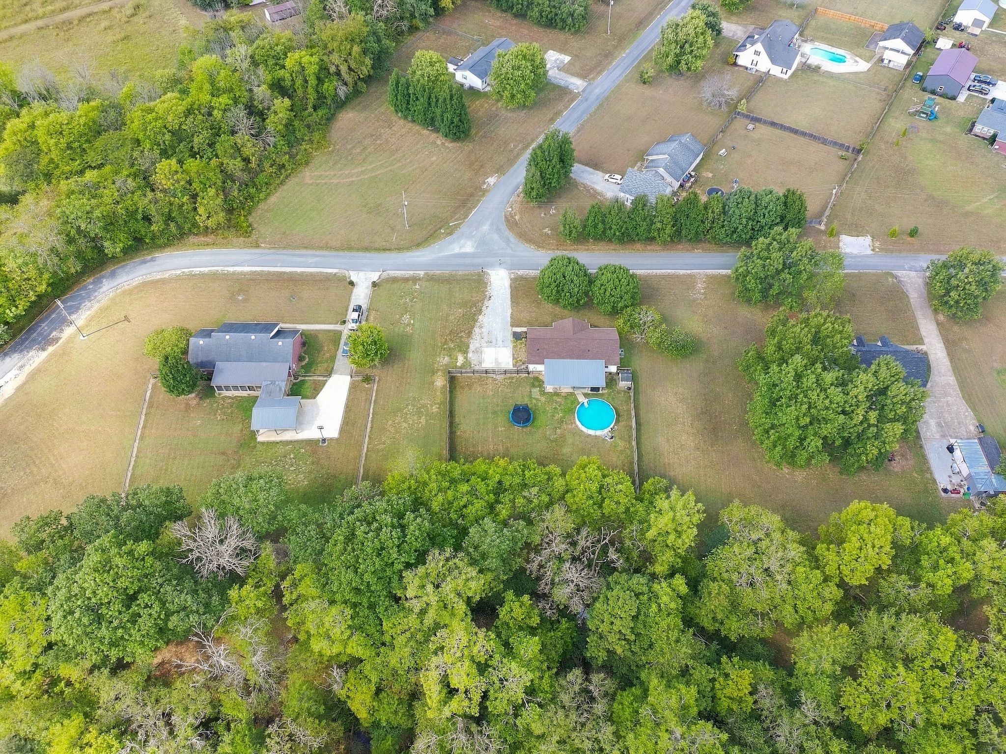 106 Fieldstone Dr Property Photo 40