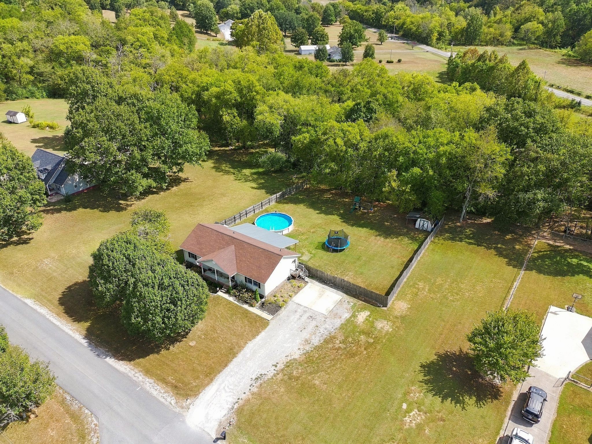106 Fieldstone Dr Property Photo 45
