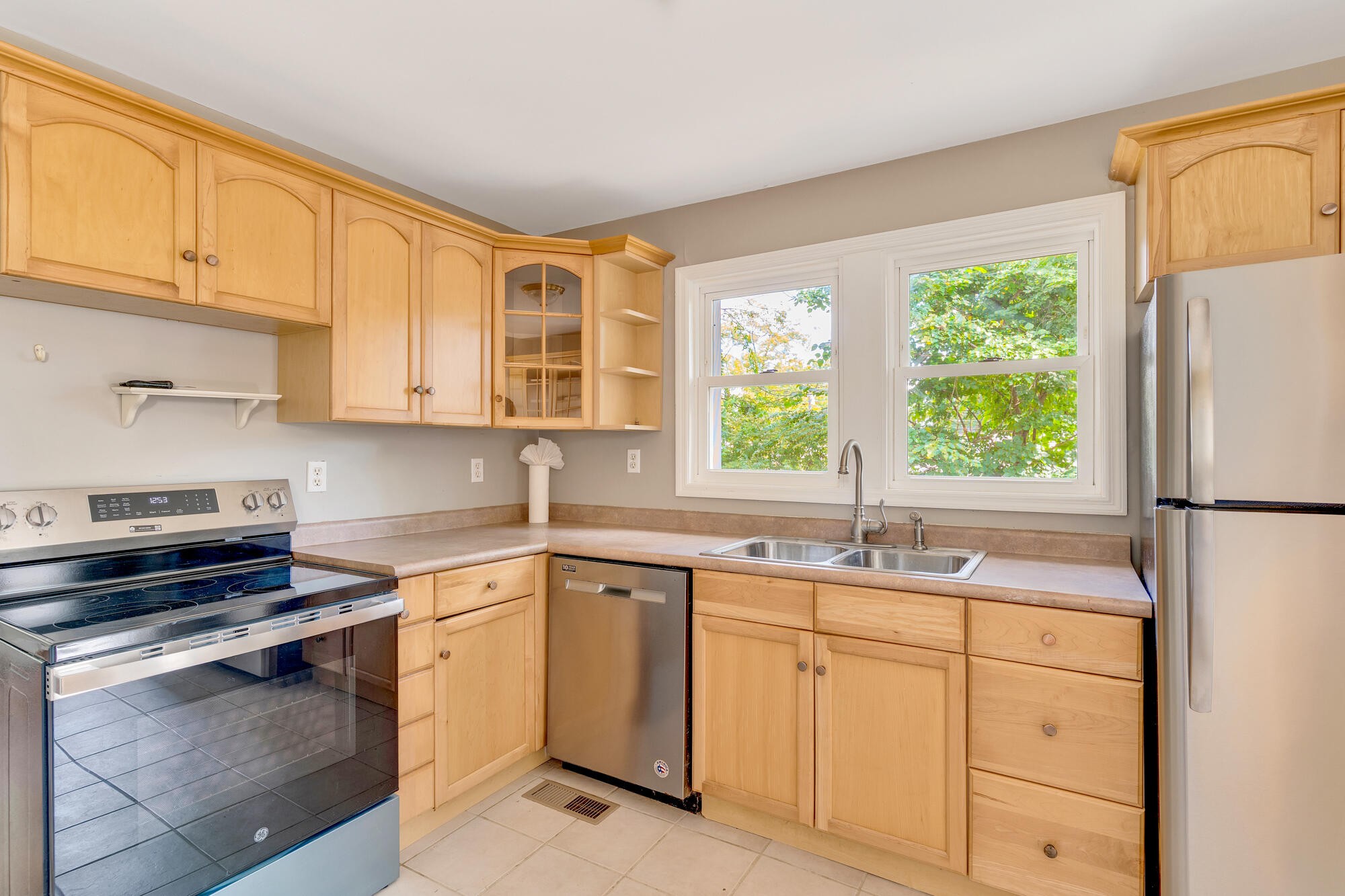 1502 Albion Drive Property Photo 19