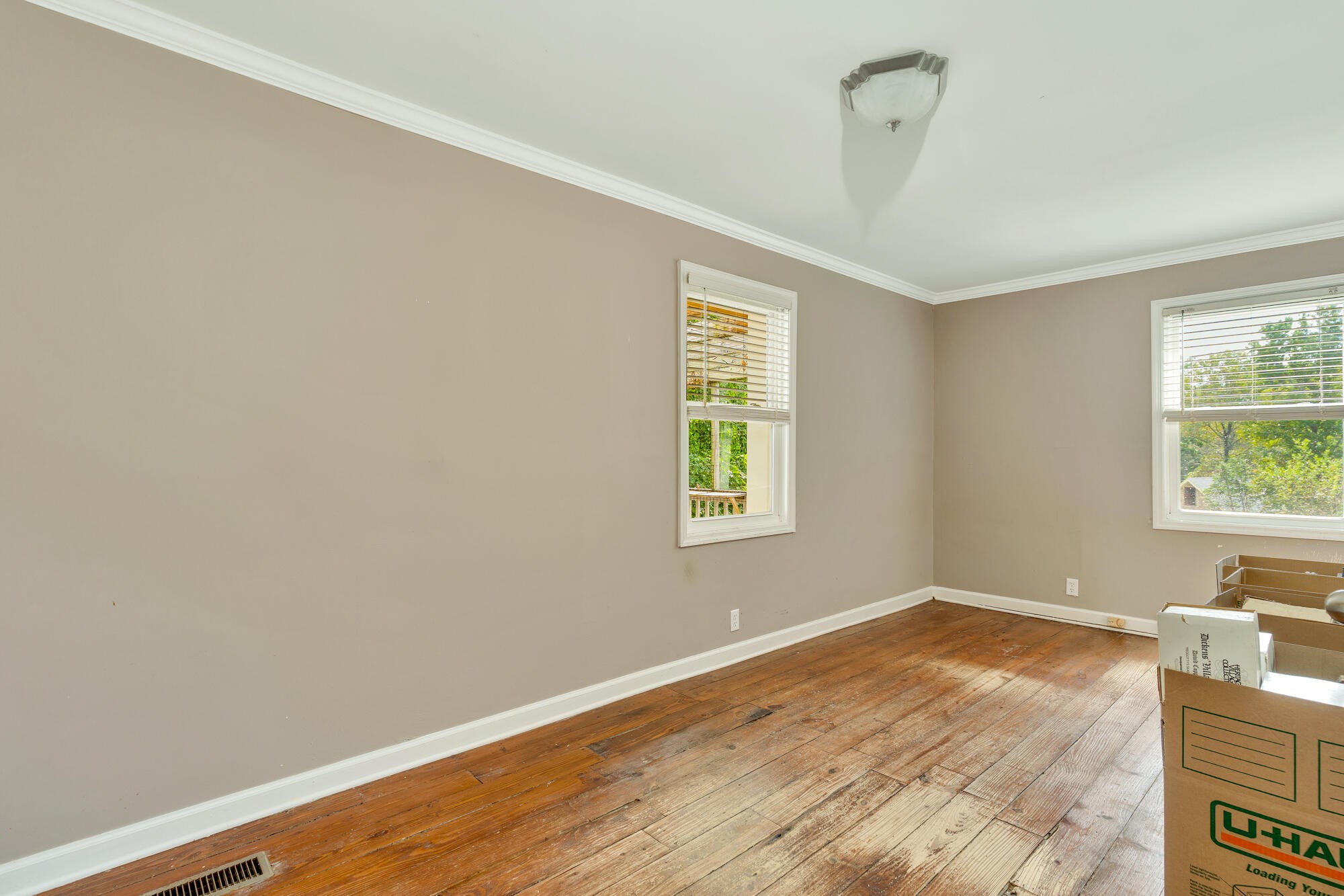 1502 Albion Drive Property Photo 25