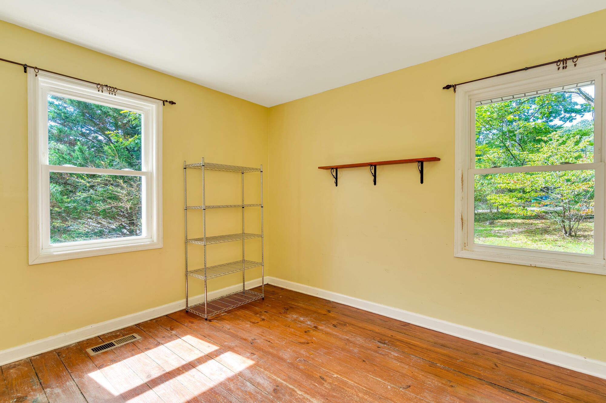 1502 Albion Drive Property Photo 29