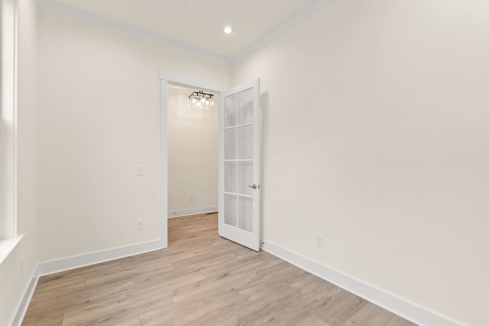2048 Blackstone Drive Property Photo 18