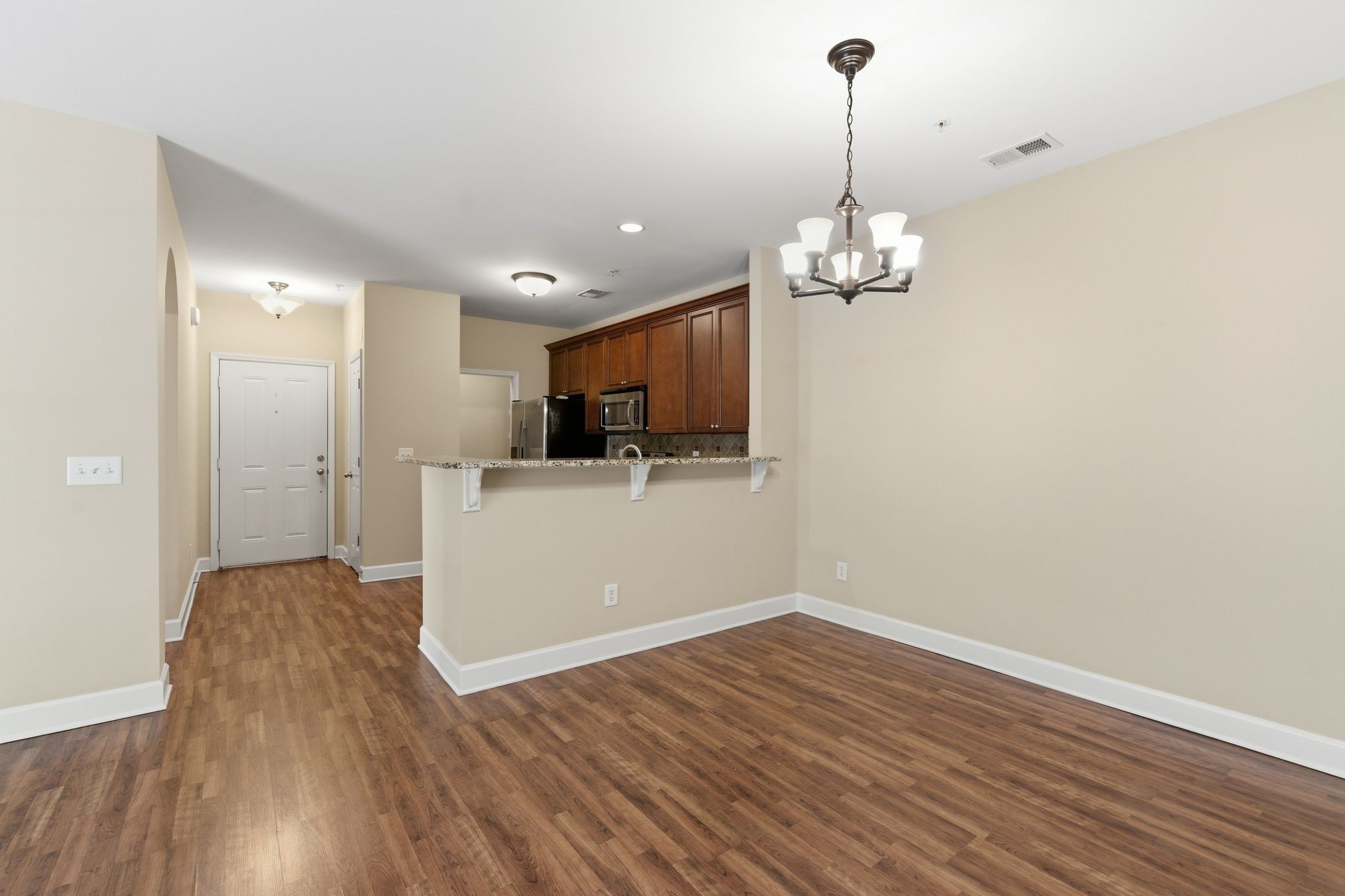 4848 Bevendean Dr Property Photo 3