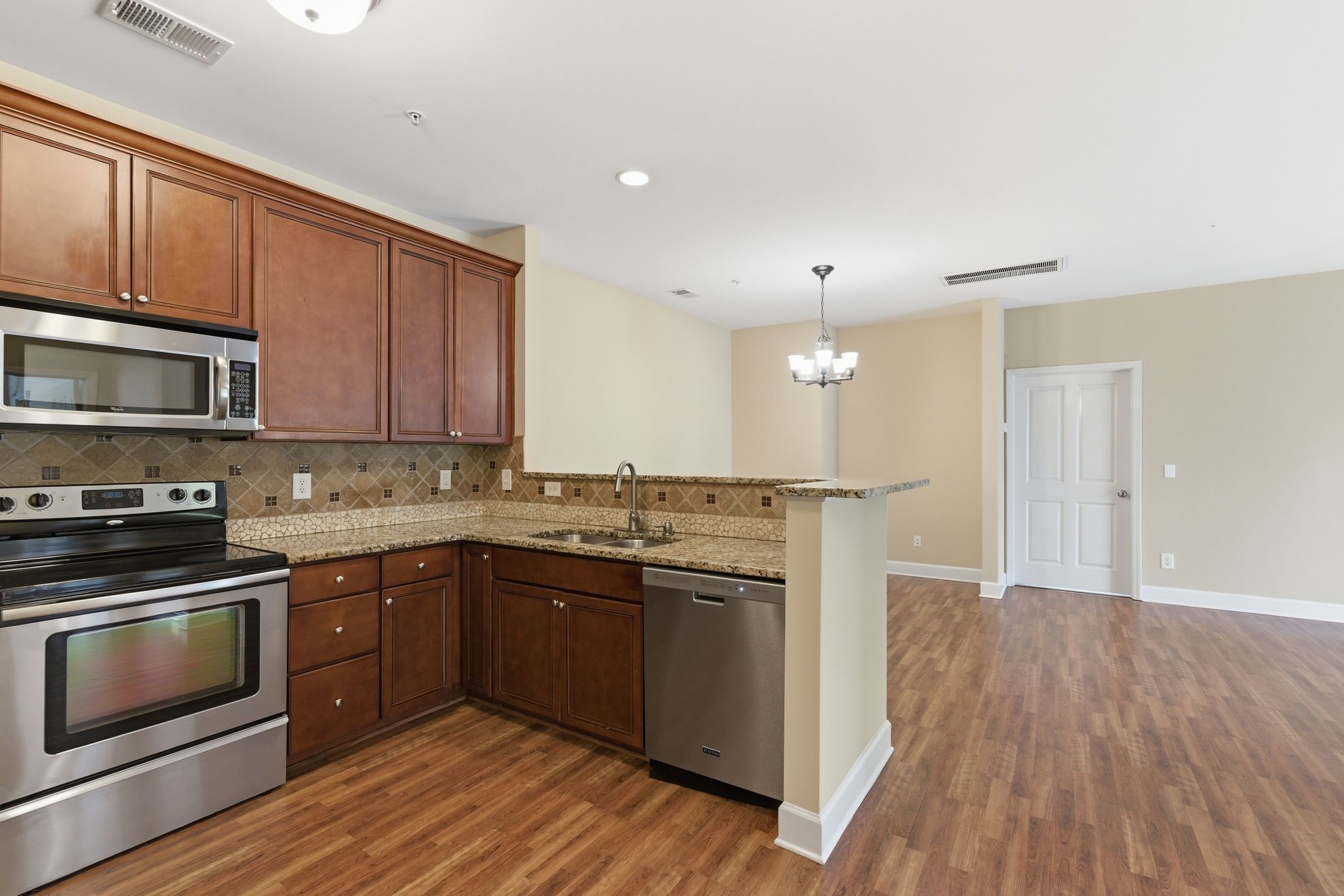 4848 Bevendean Dr Property Photo 4