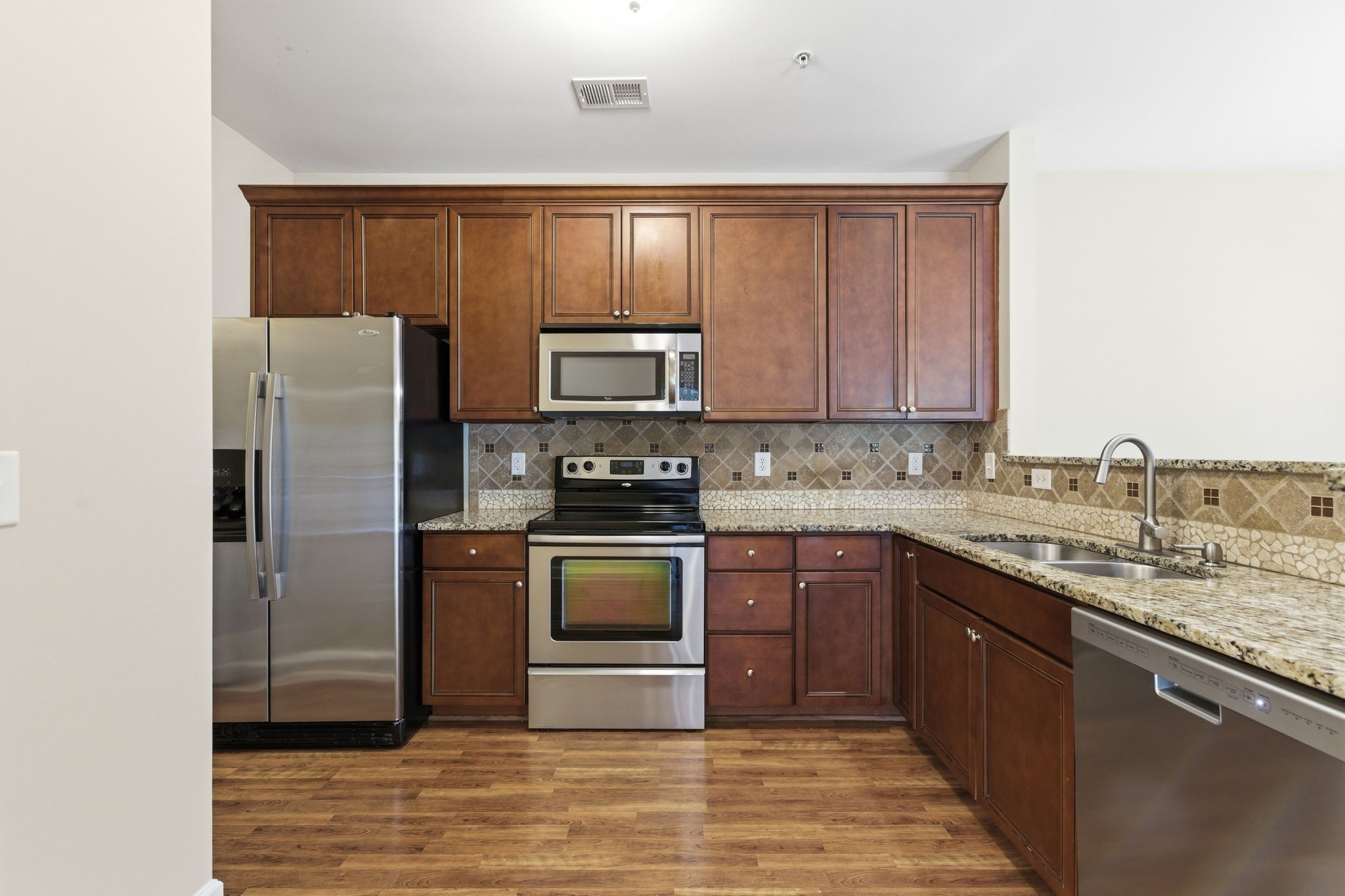 4848 Bevendean Dr Property Photo 5