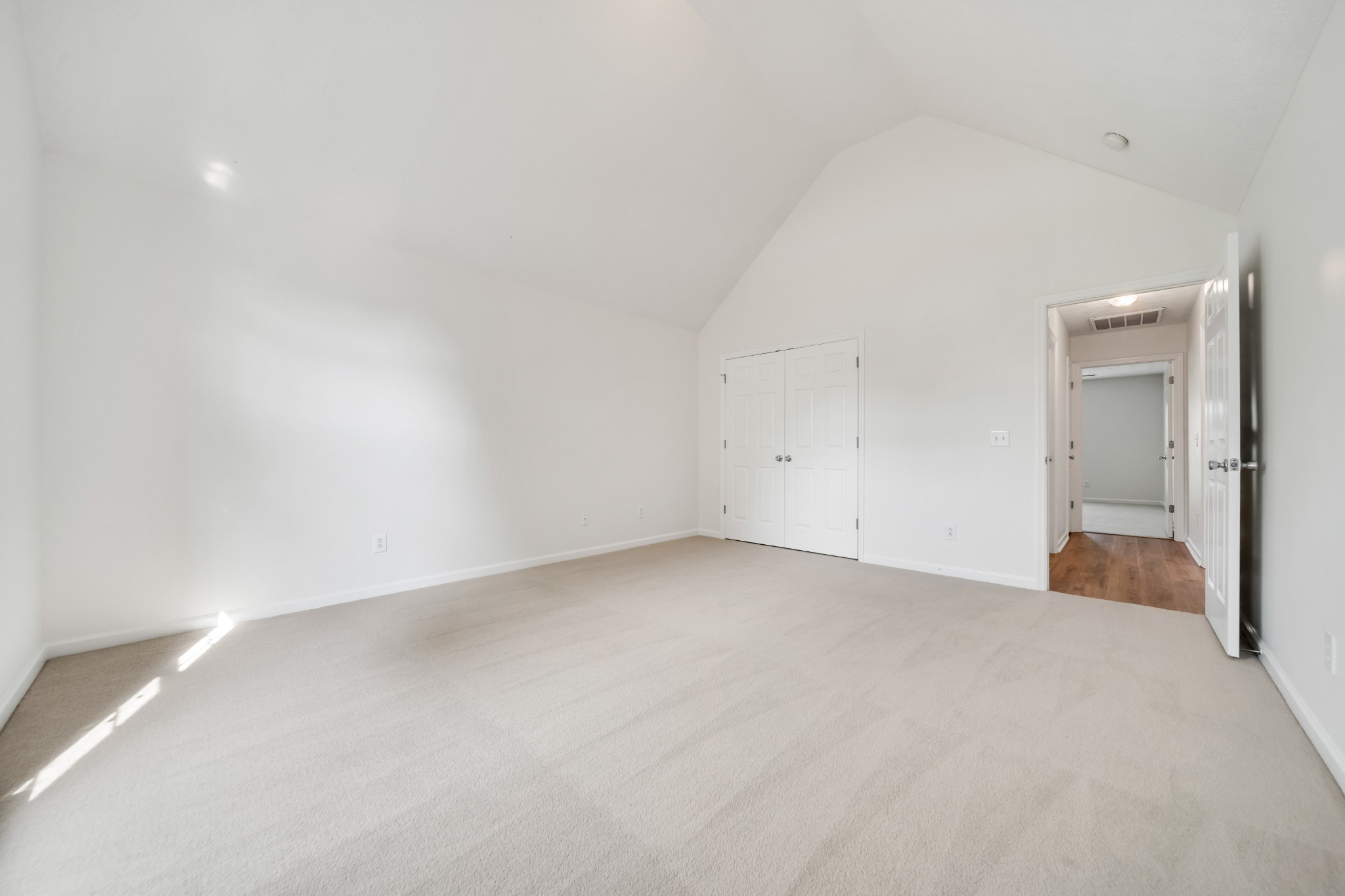 1025 Notting Hill Drive Property Photo 36