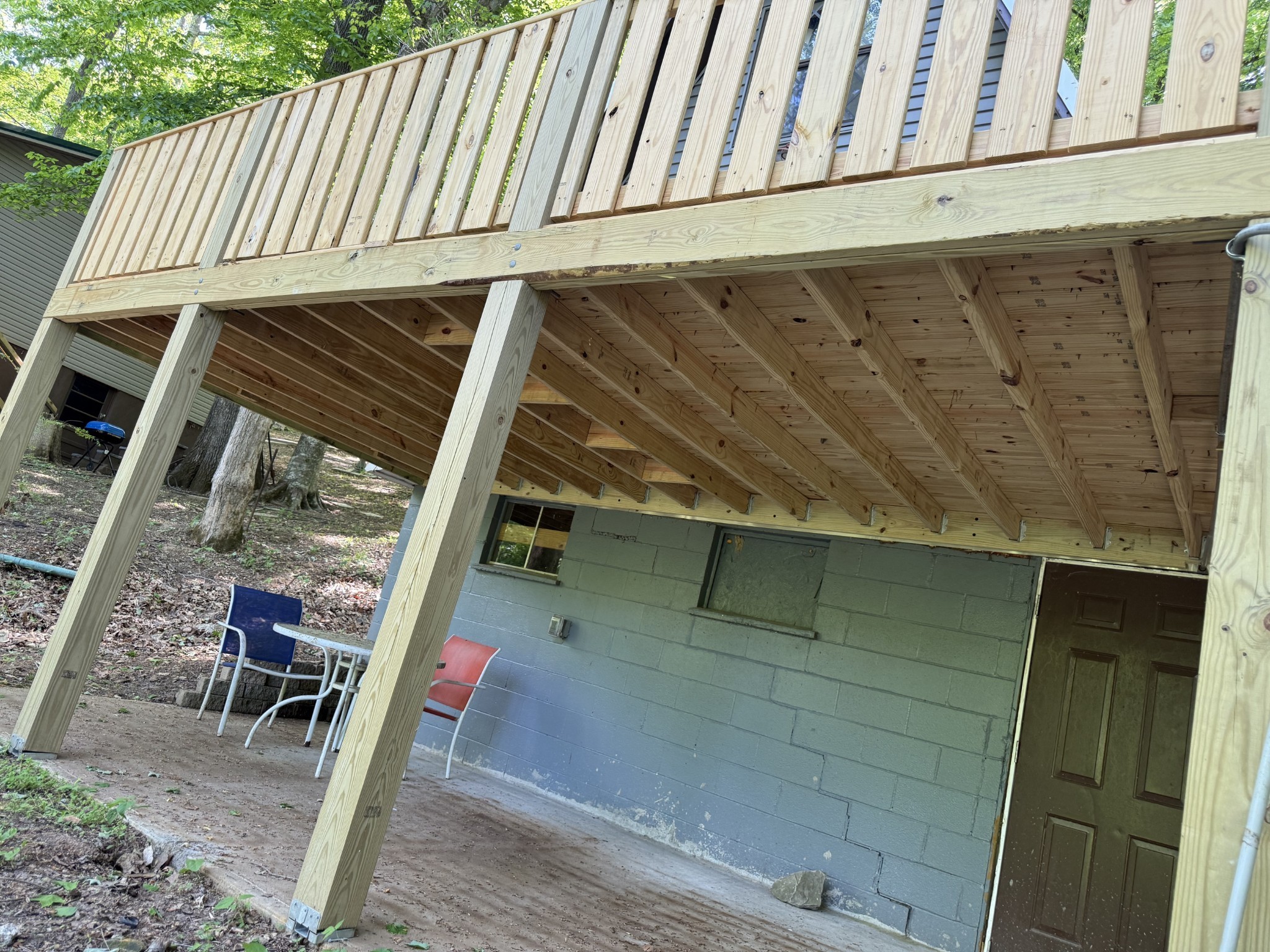 111 Lakeshore Dr Property Photo 22