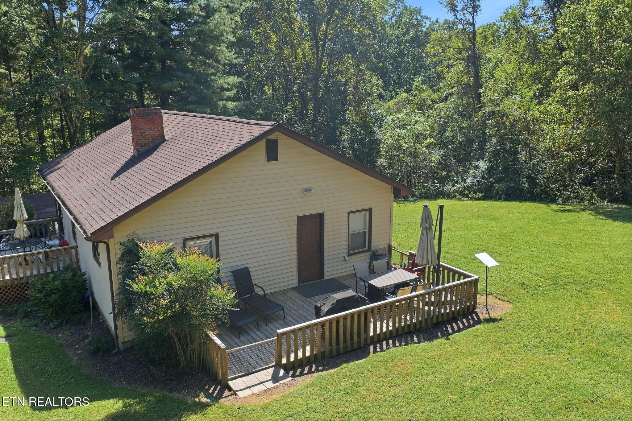 175 Johnson Lane Property Photo 4
