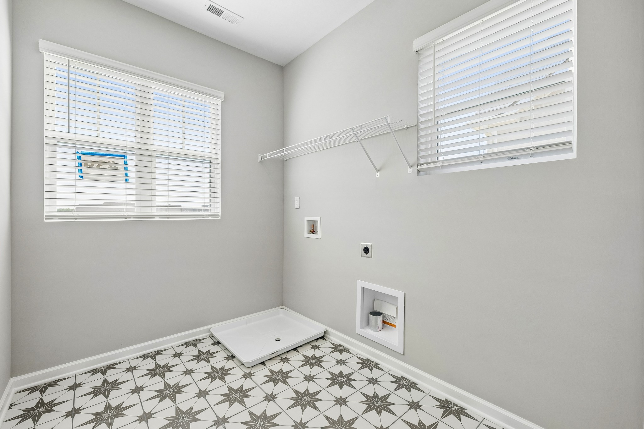 365 Carver Connection Property Photo 17