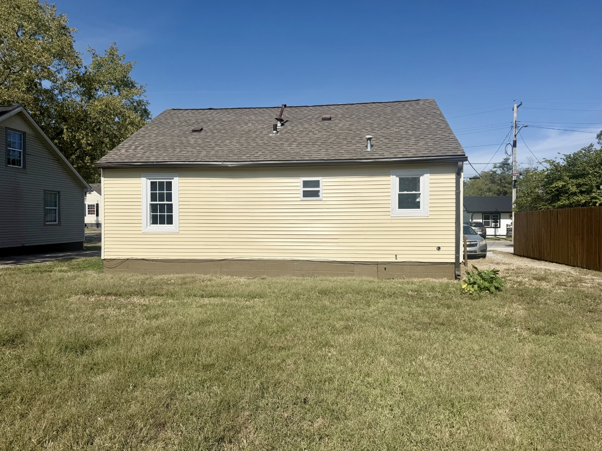 419 East 23rd, E Property Photo 4