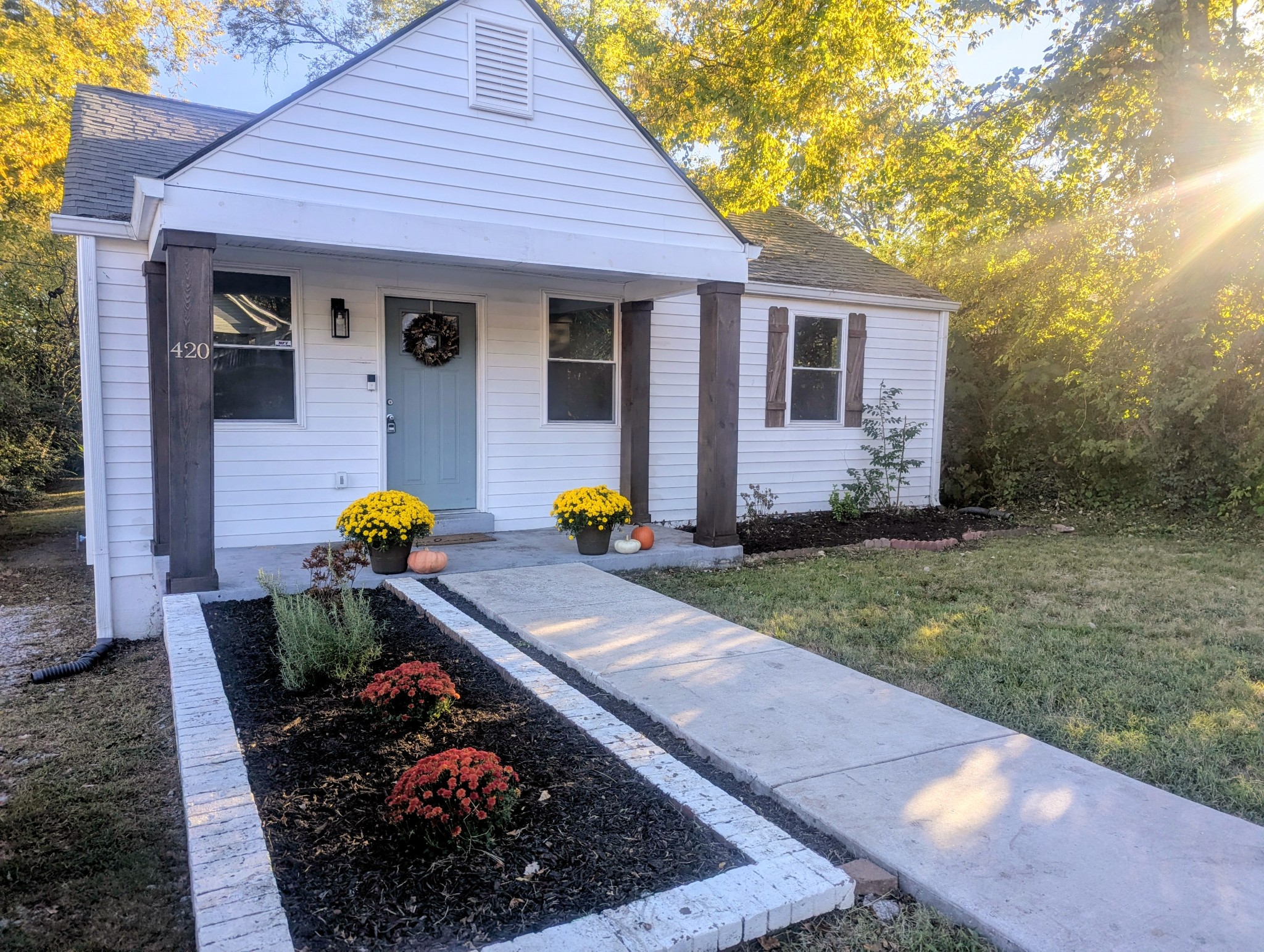 420 Elm St Property Photo 1