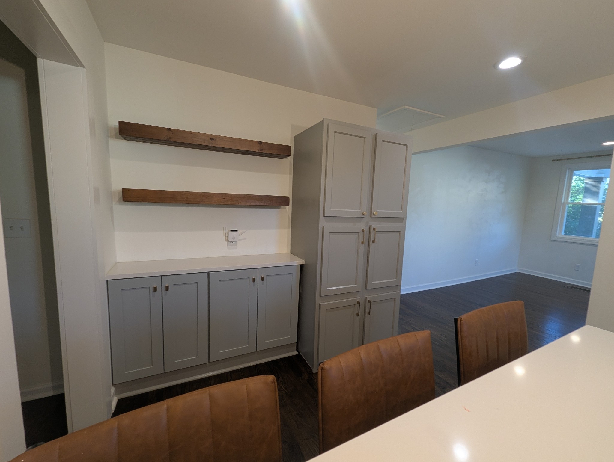 420 Elm St Property Photo 14